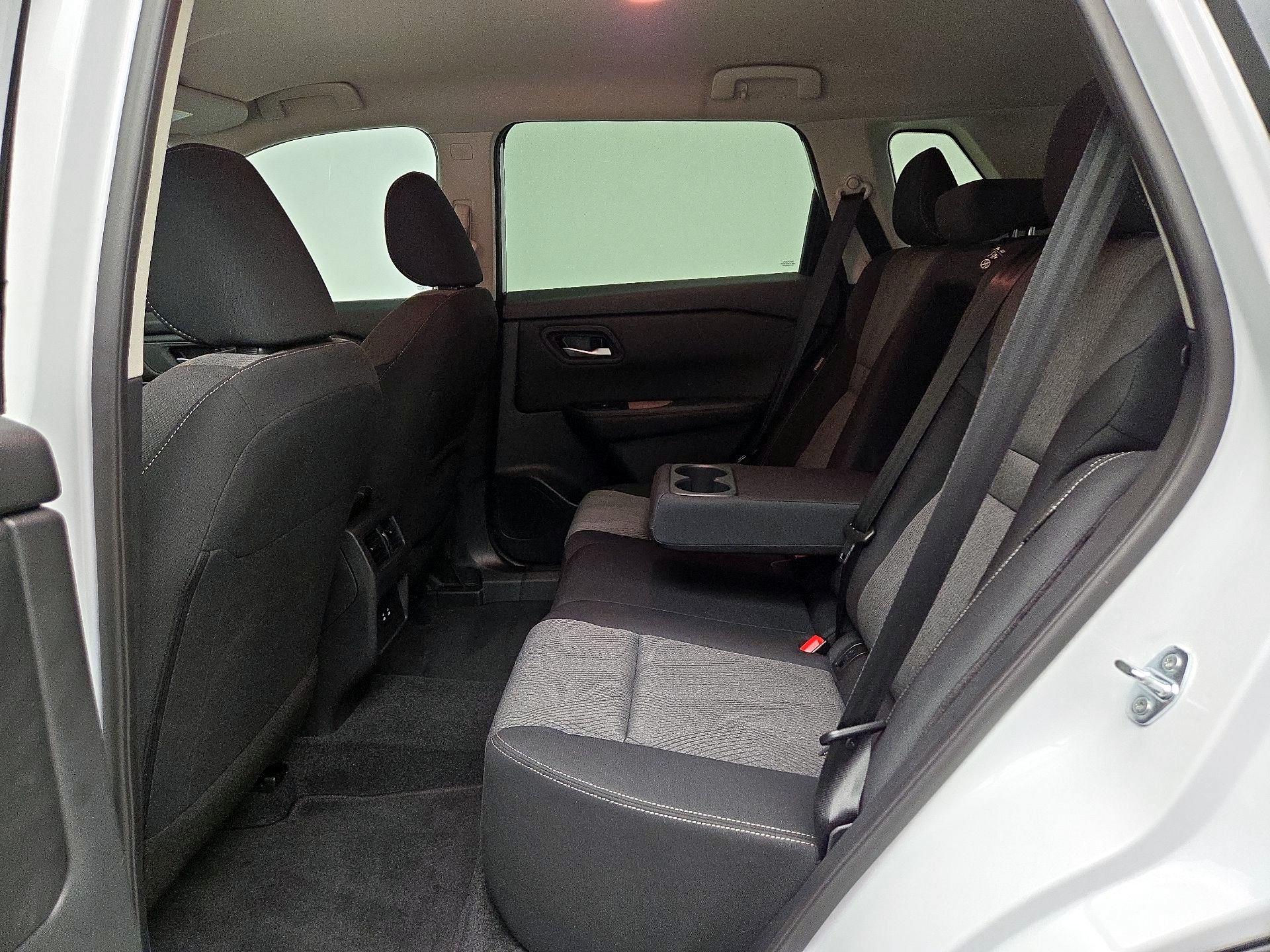 Thumbnail: 2026 Nissan Rogue - 19