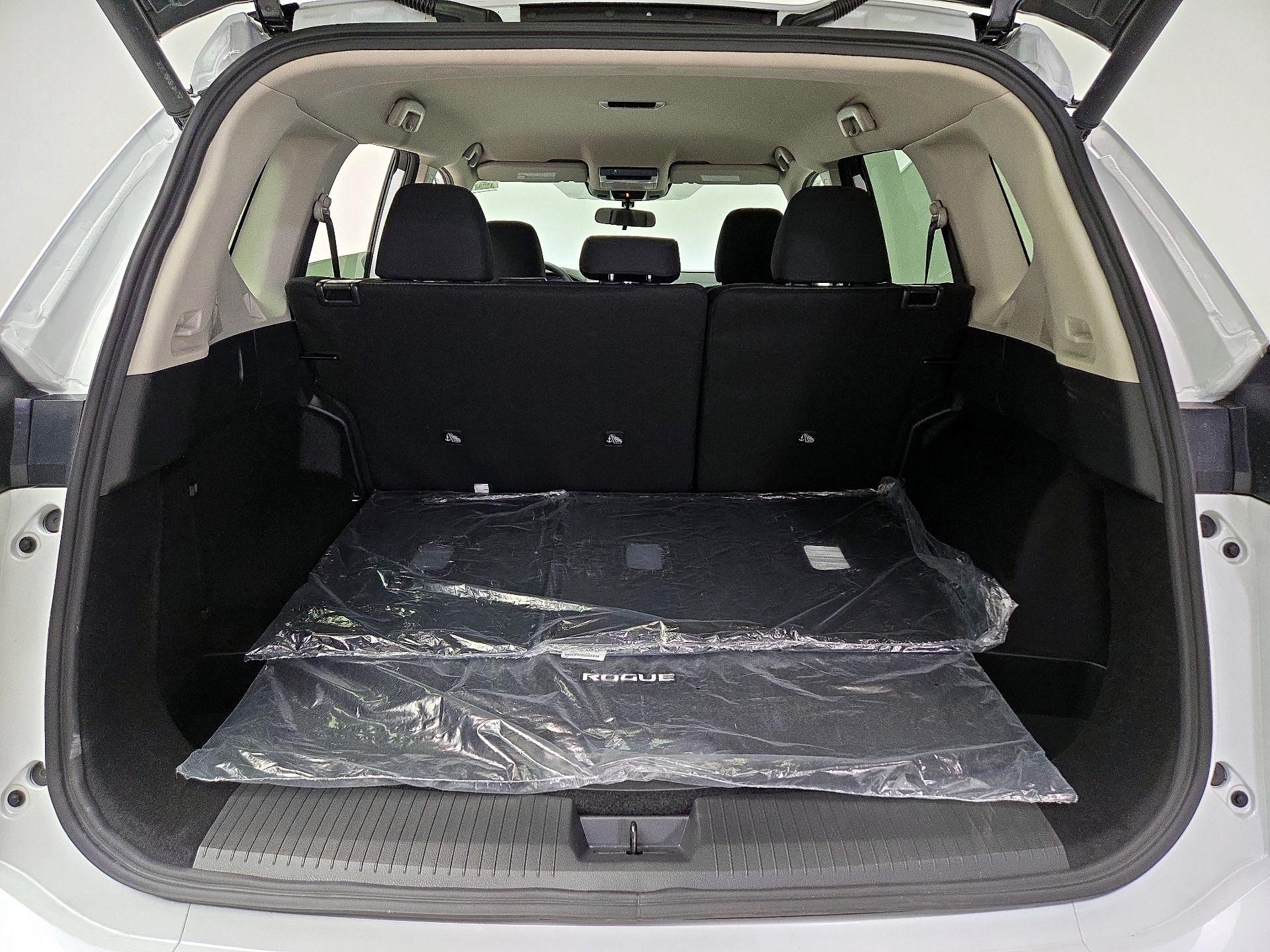 Thumbnail: 2026 Nissan Rogue - 20