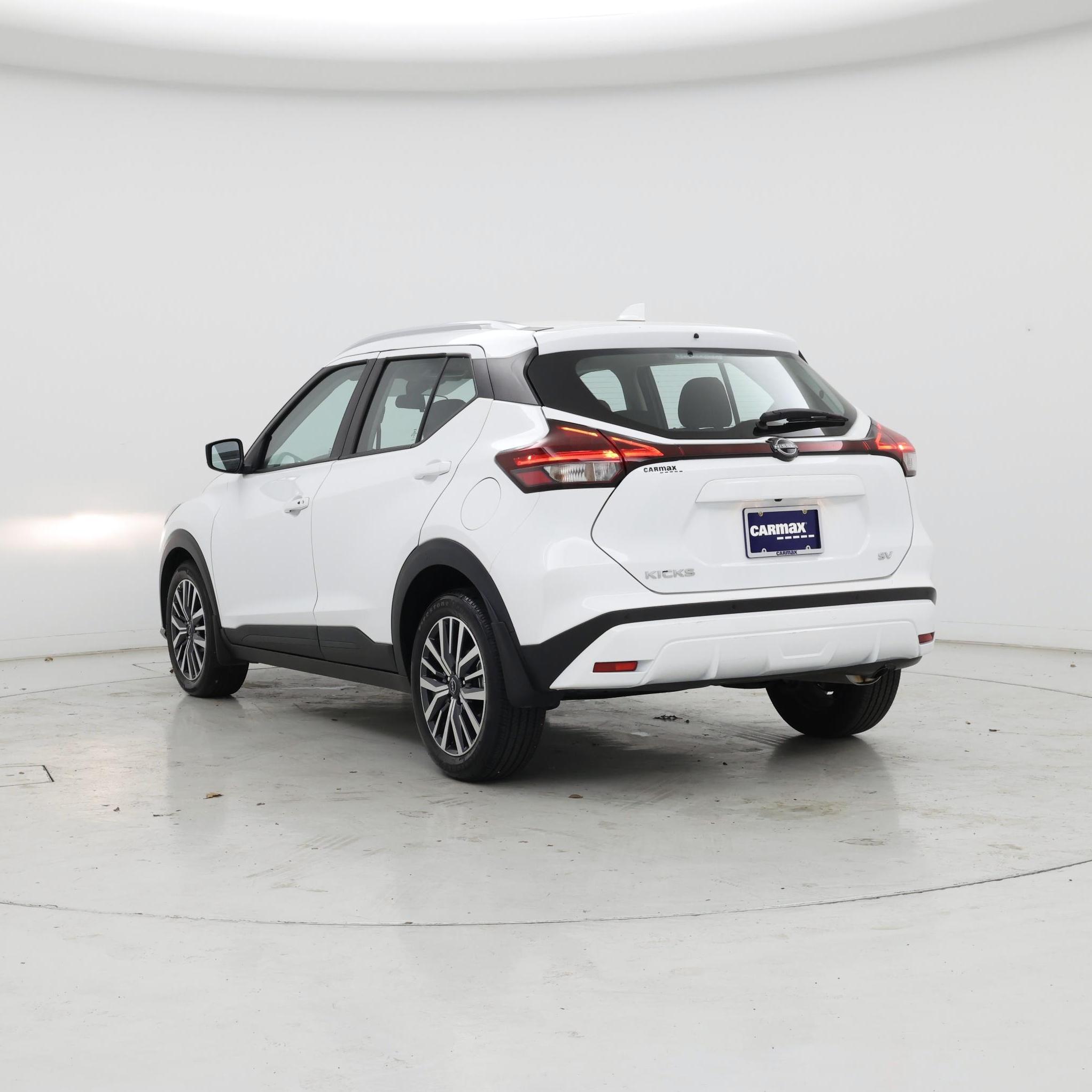 Thumbnail: 2024 Nissan Kicks - 2