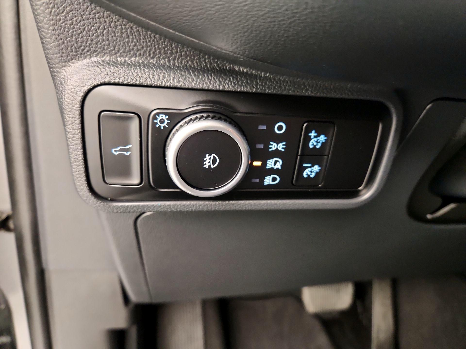 Thumbnail: 2025 Ford Explorer - 13