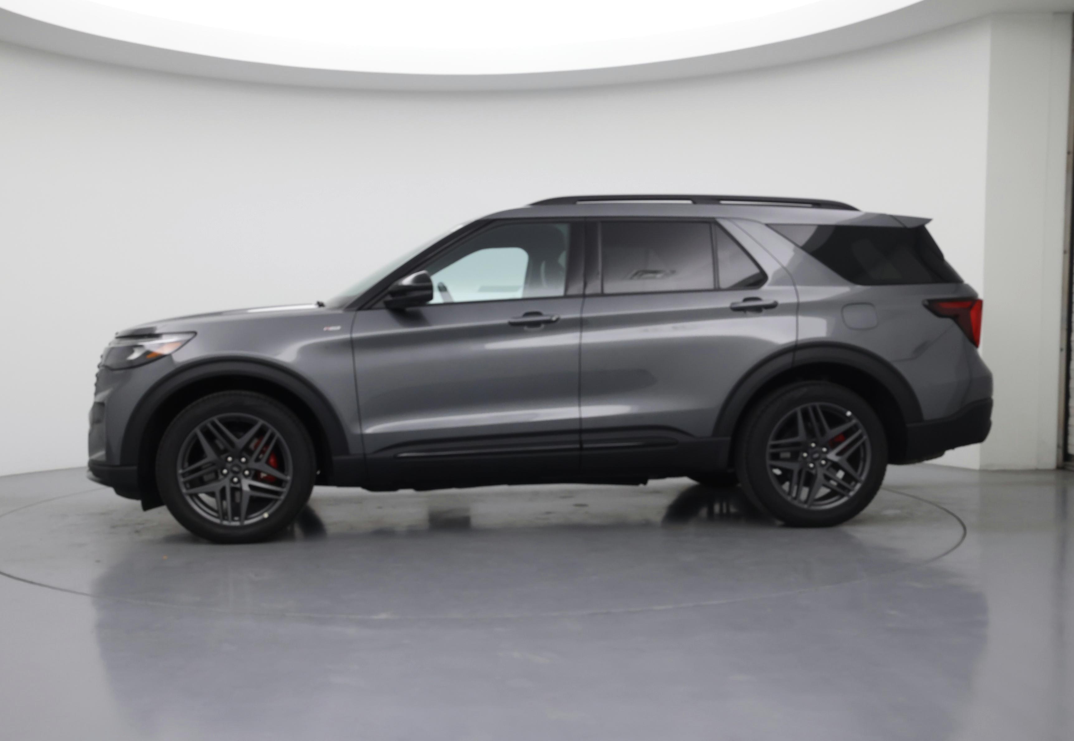 Thumbnail: 2025 Ford Explorer - 3