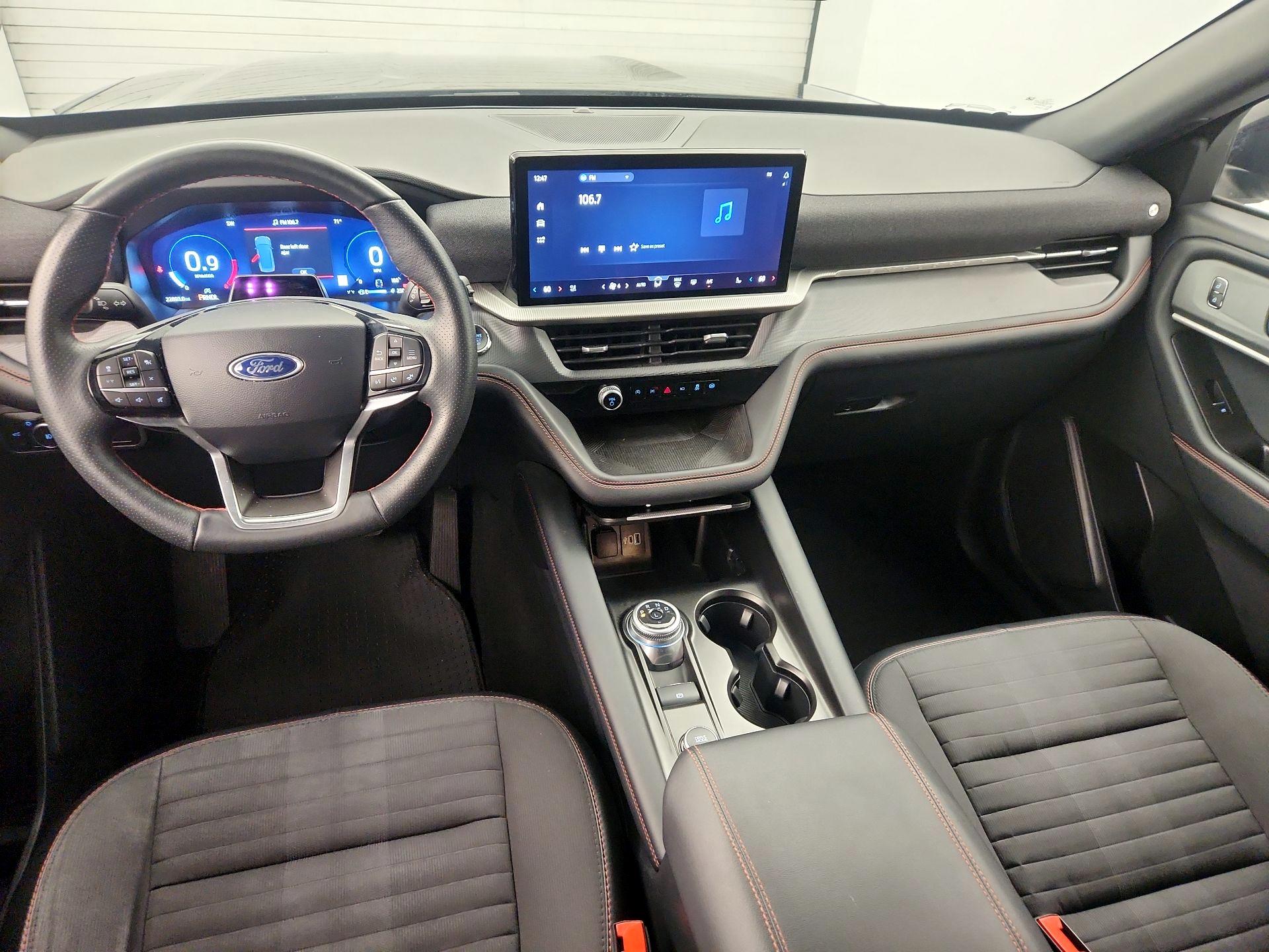 Thumbnail: 2025 Ford Explorer - 9