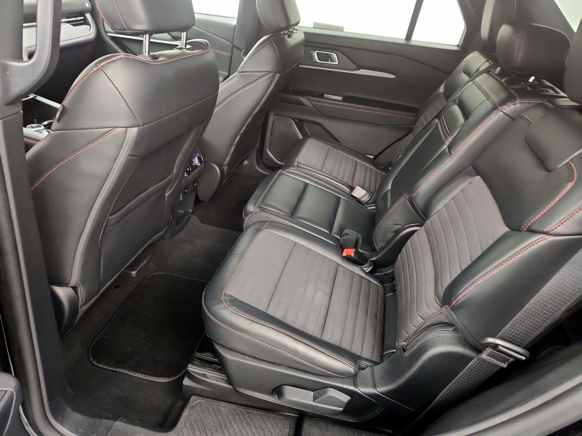 Thumbnail: 2025 Ford Explorer - 19