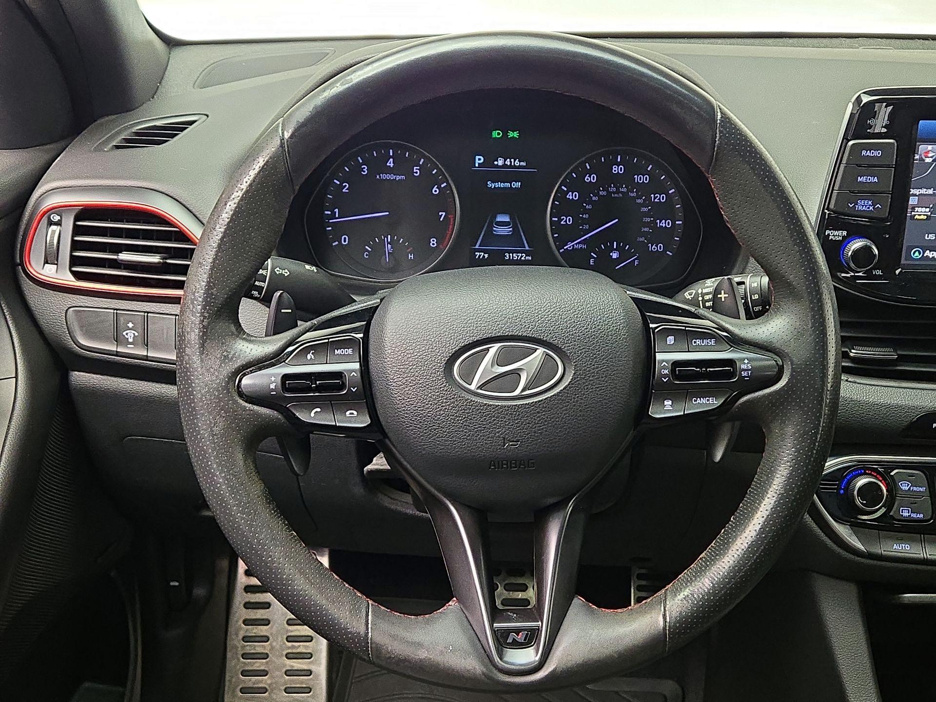 Thumbnail: 2019 Hyundai Elantra - 10