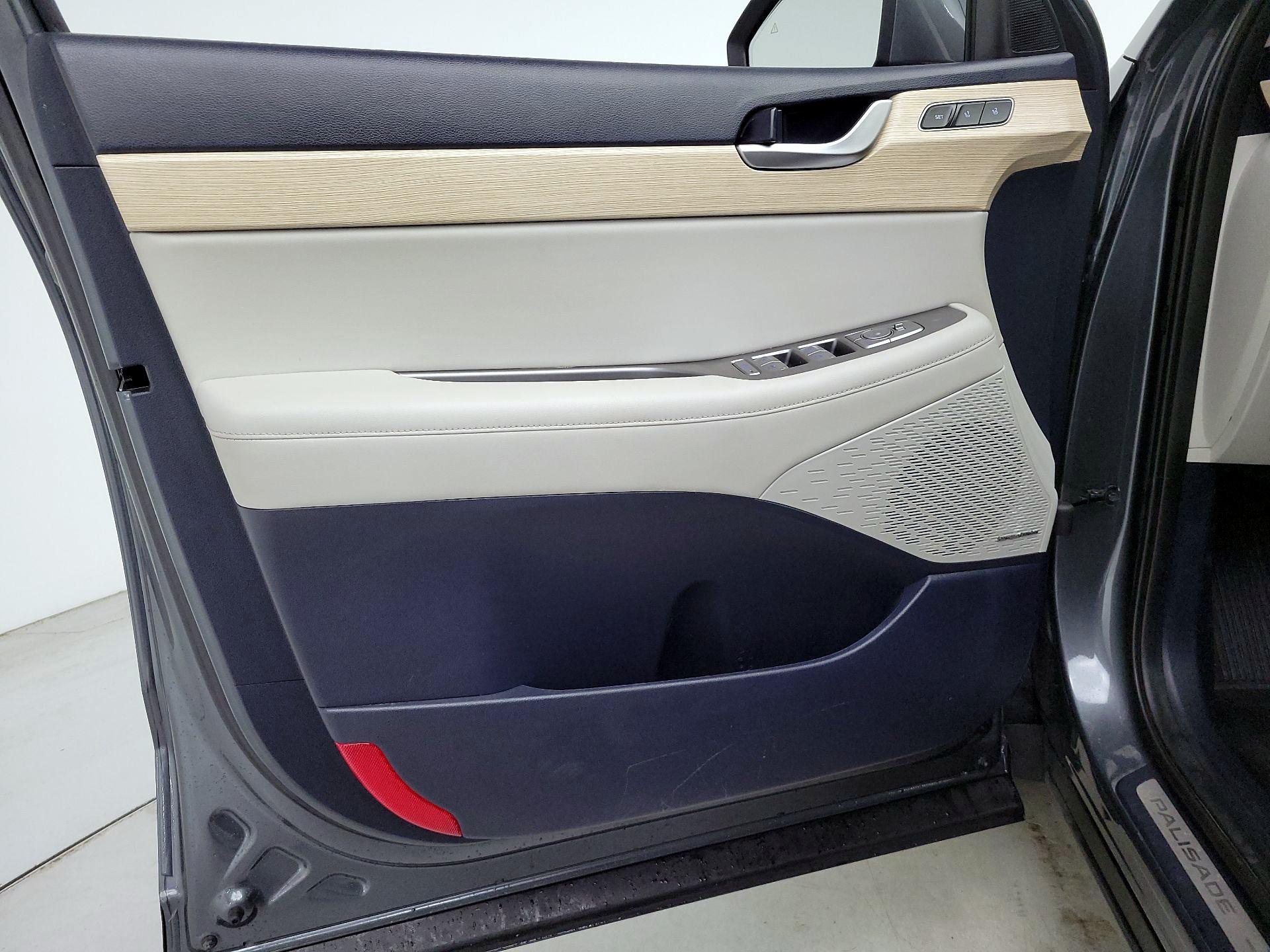 Thumbnail: 2023 Hyundai Palisade - 12