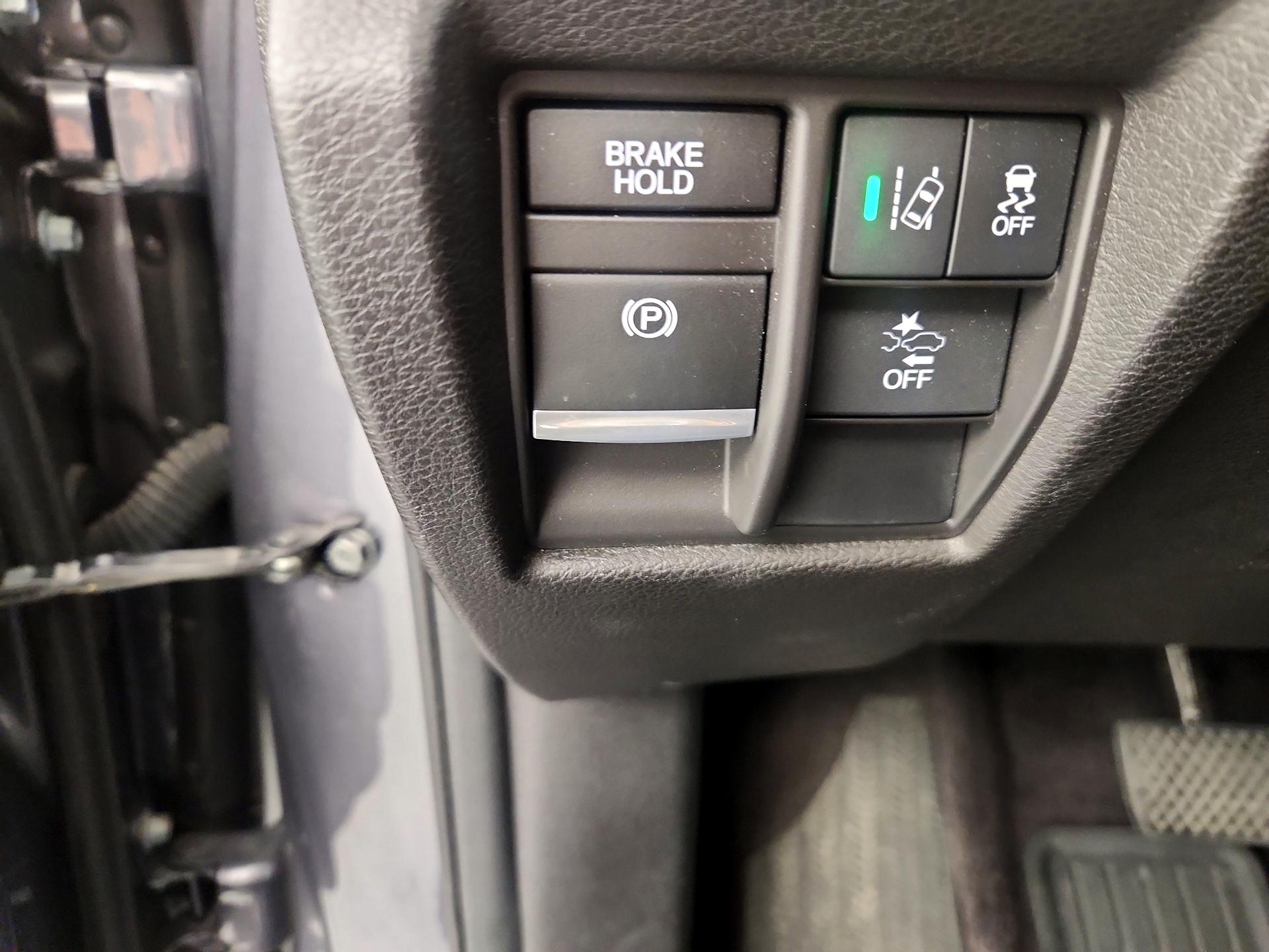 Thumbnail: 2018 Acura MDX - 13