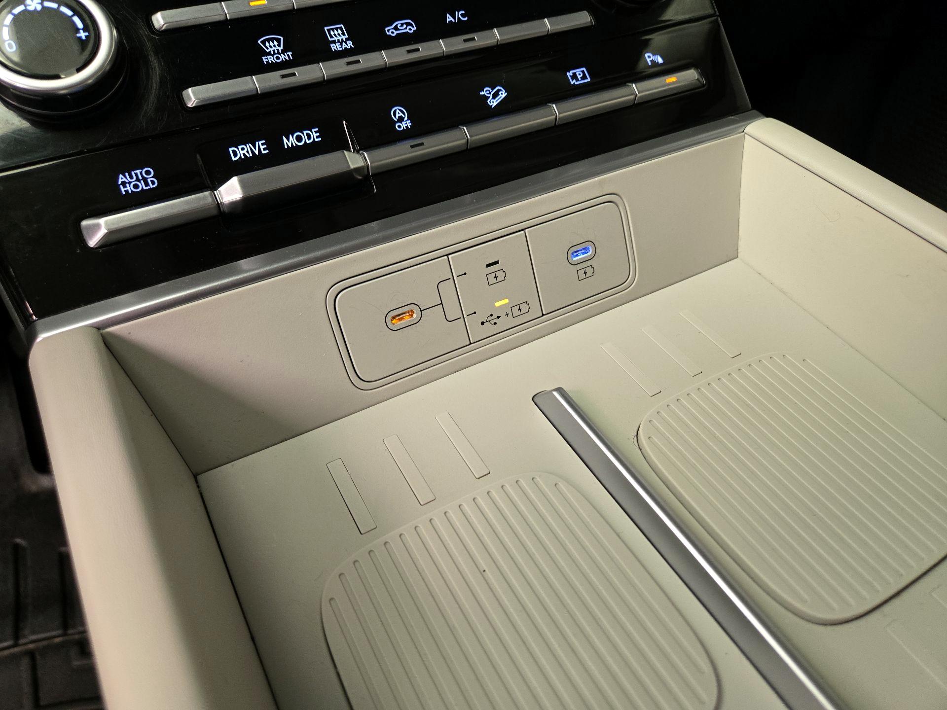 Thumbnail: 2024 Hyundai Santa Fe - 18