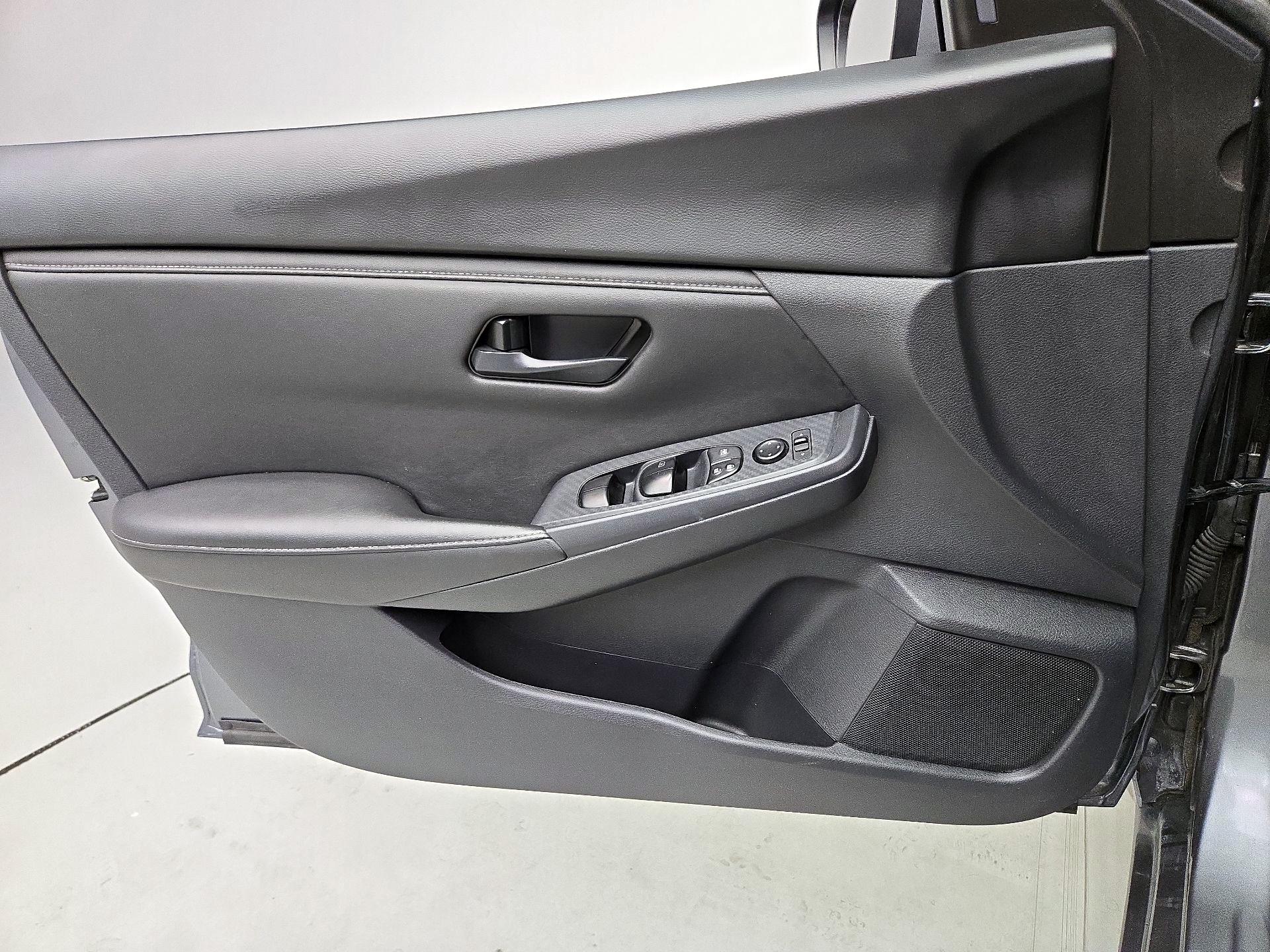 Thumbnail: 2025 Nissan Sentra - 12