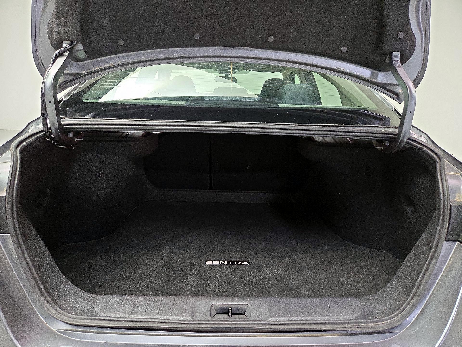 Thumbnail: 2025 Nissan Sentra - 20