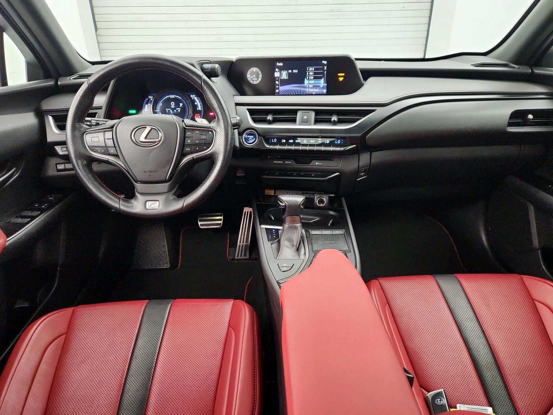 Thumbnail: 2019 Lexus UX - 9