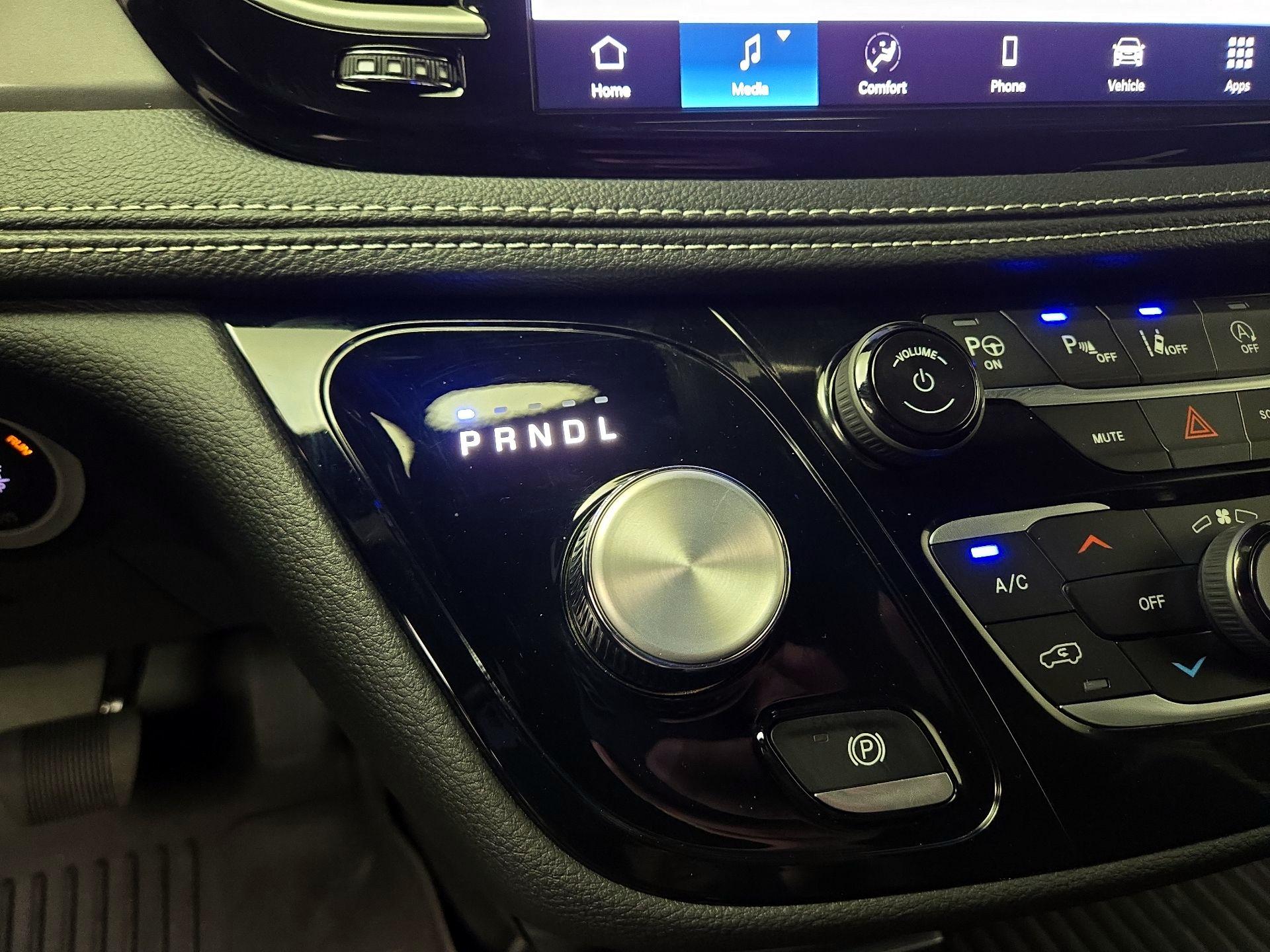 Thumbnail: 2025 Chrysler Pacifica - 17