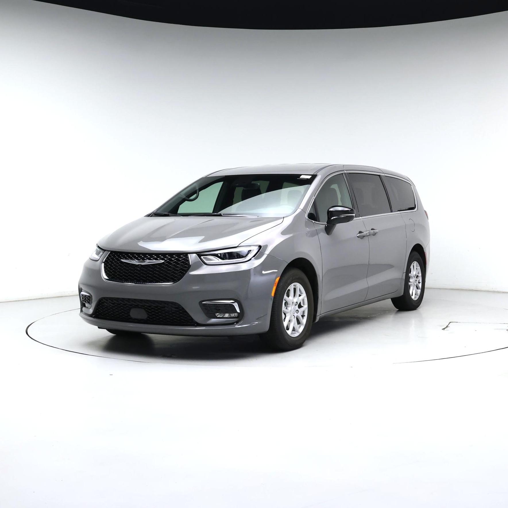 Thumbnail: 2025 Chrysler Pacifica - 4