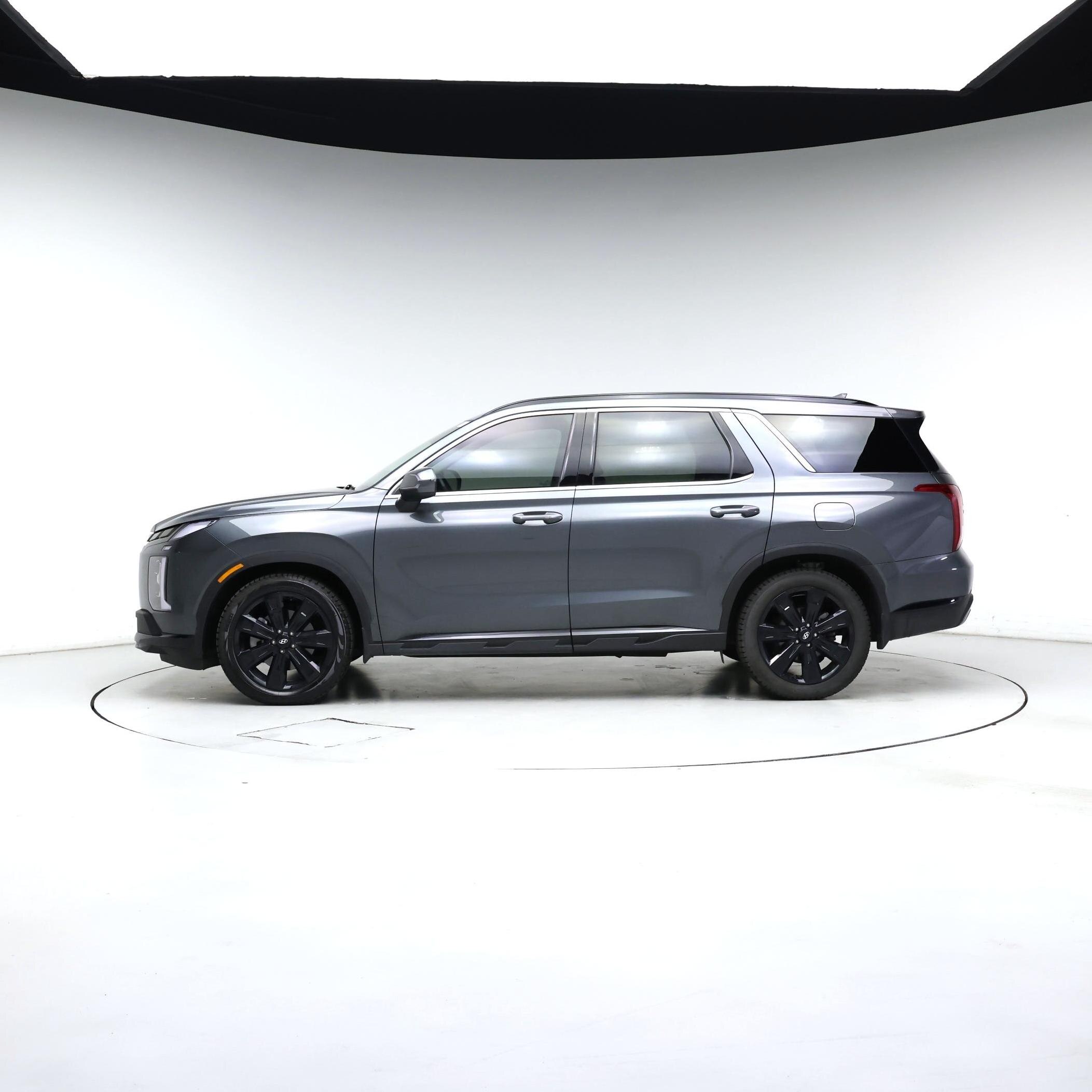 Thumbnail: 2023 Hyundai Palisade - 3