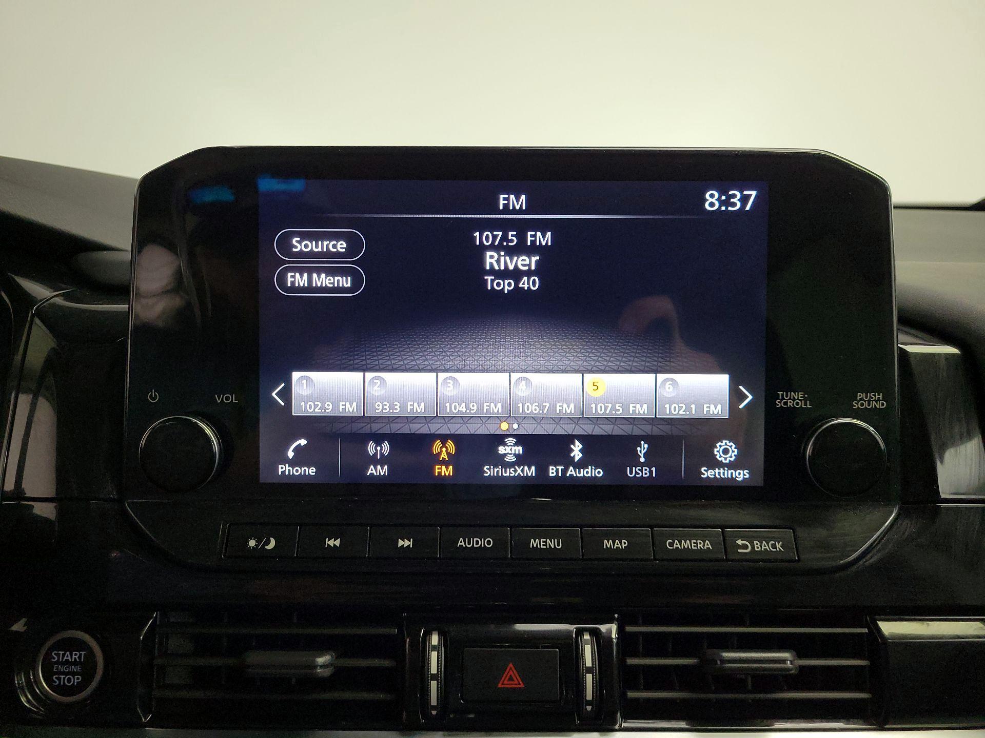 Thumbnail: 2023 Nissan Pathfinder - 16