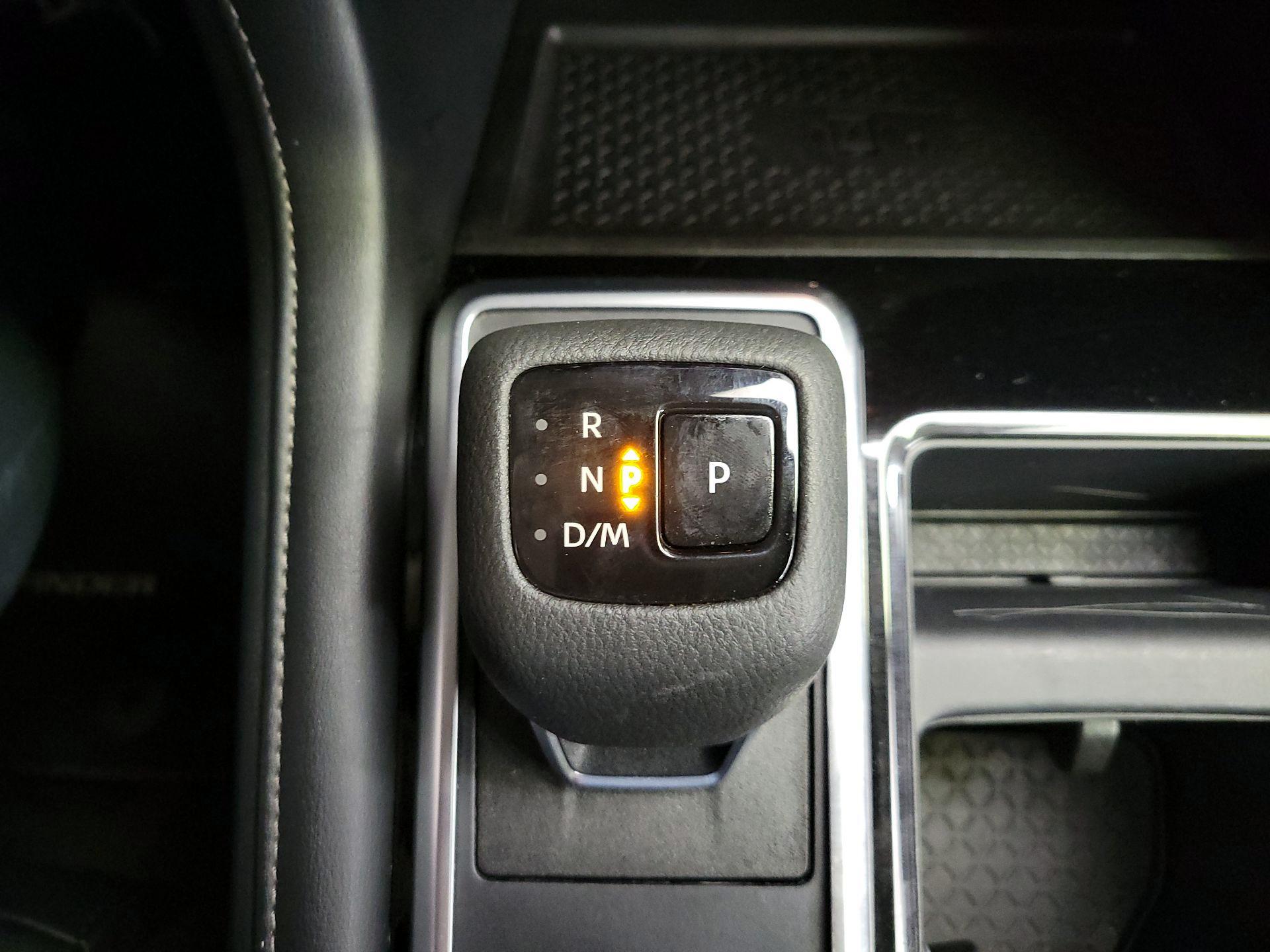 Thumbnail: 2023 Nissan Pathfinder - 18