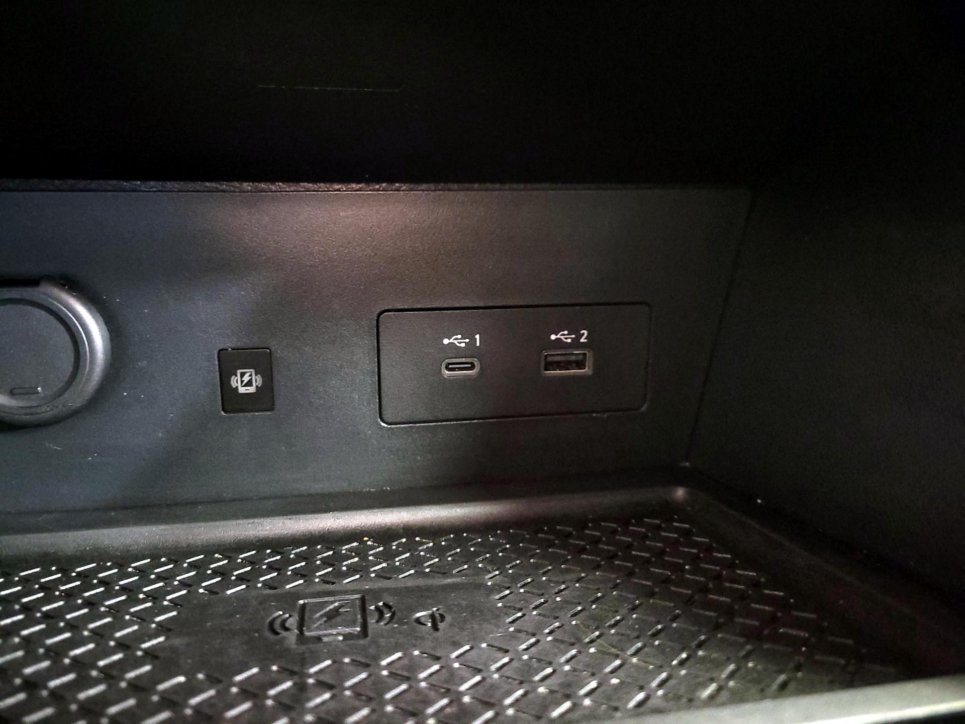 Thumbnail: 2023 Nissan Pathfinder - 19