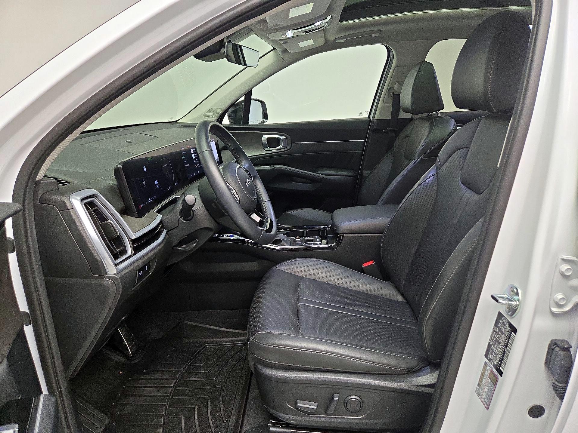 Thumbnail: 2025 Kia Sorento - 11