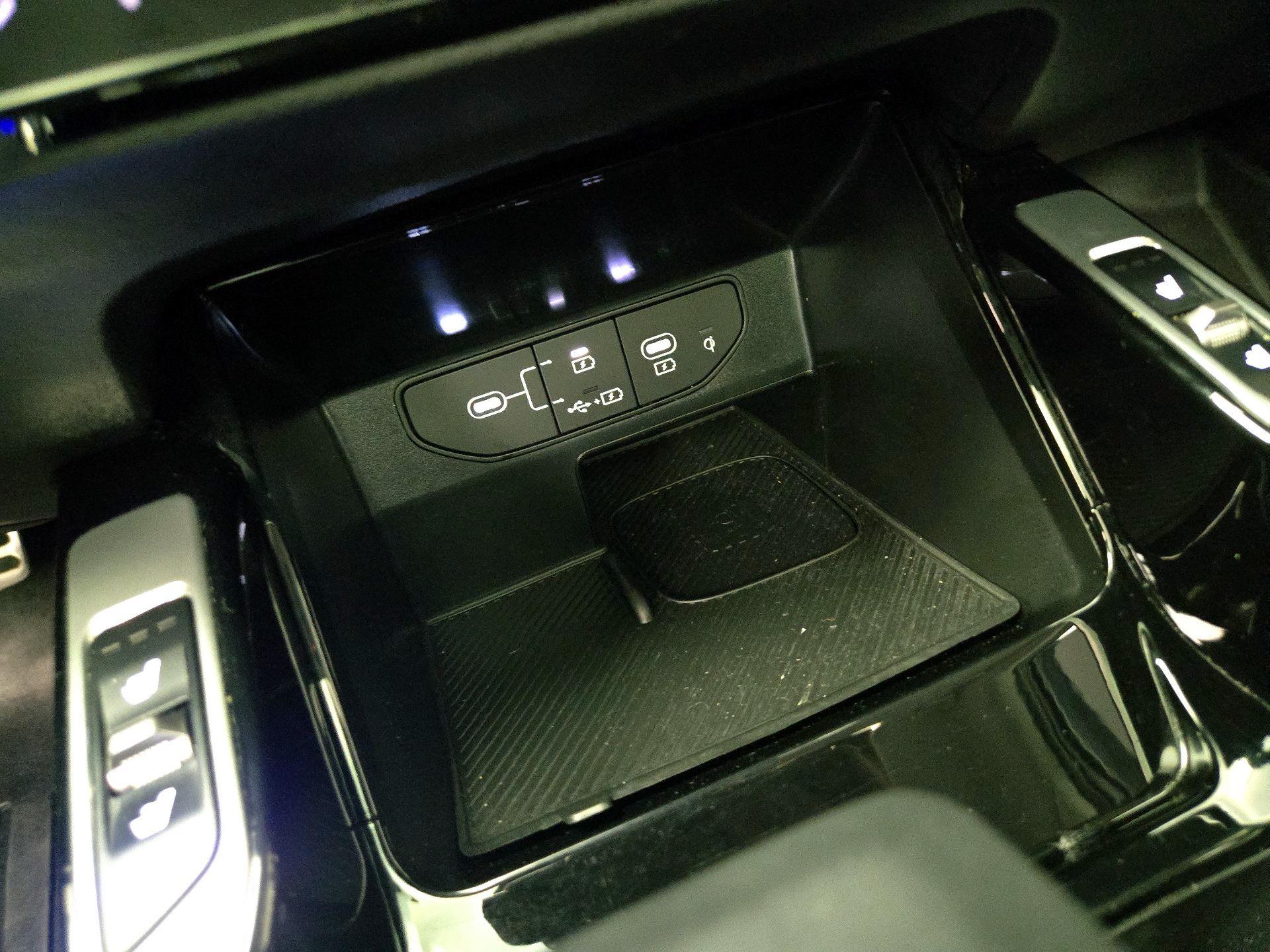 Thumbnail: 2025 Kia Sorento - 19