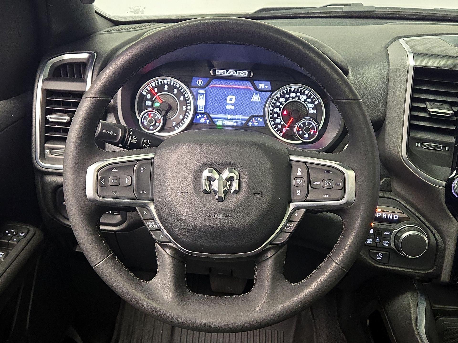 Thumbnail: 2025 RAM 1500 - 10