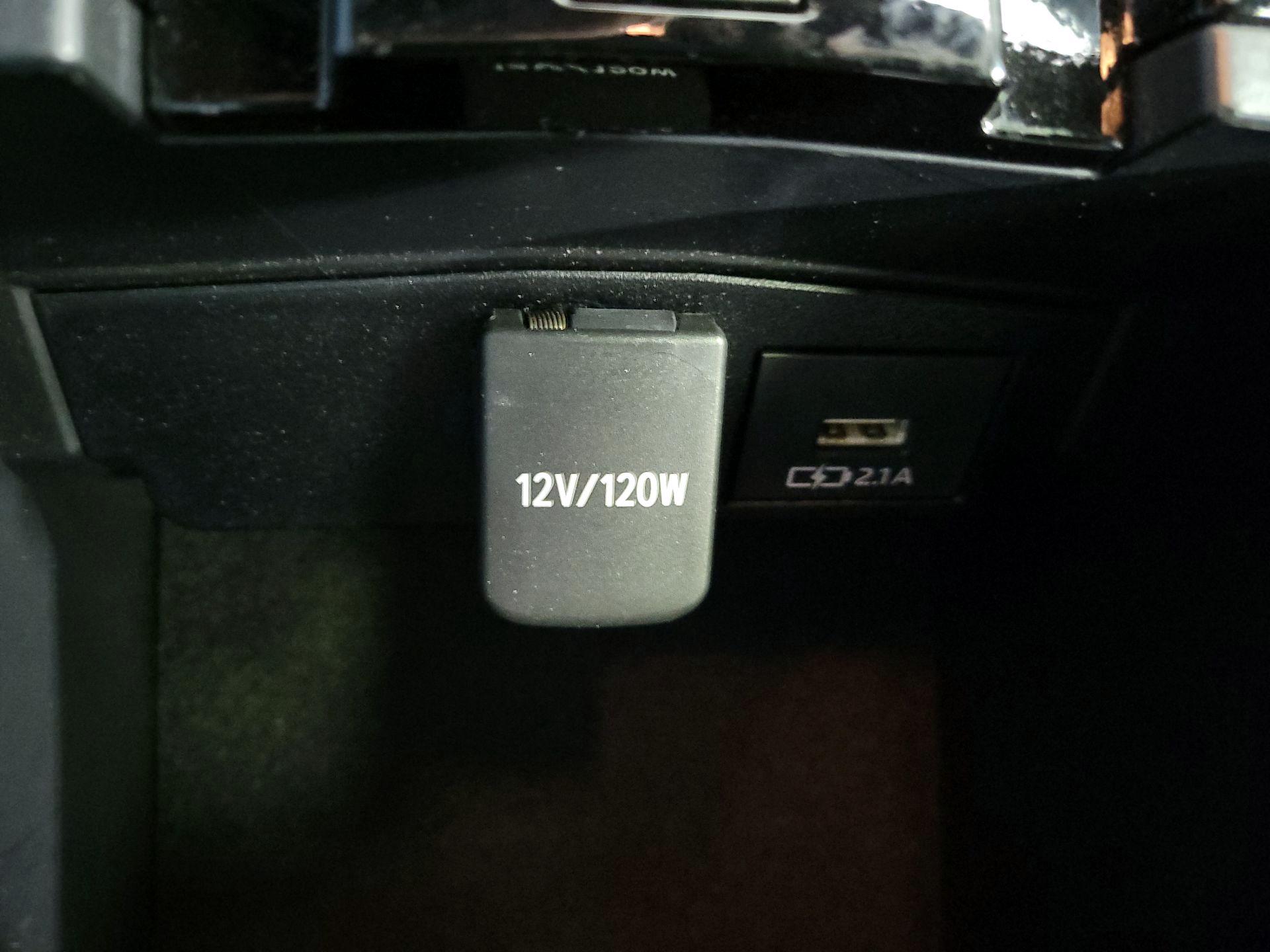 Thumbnail: 2021 Toyota Corolla - 18