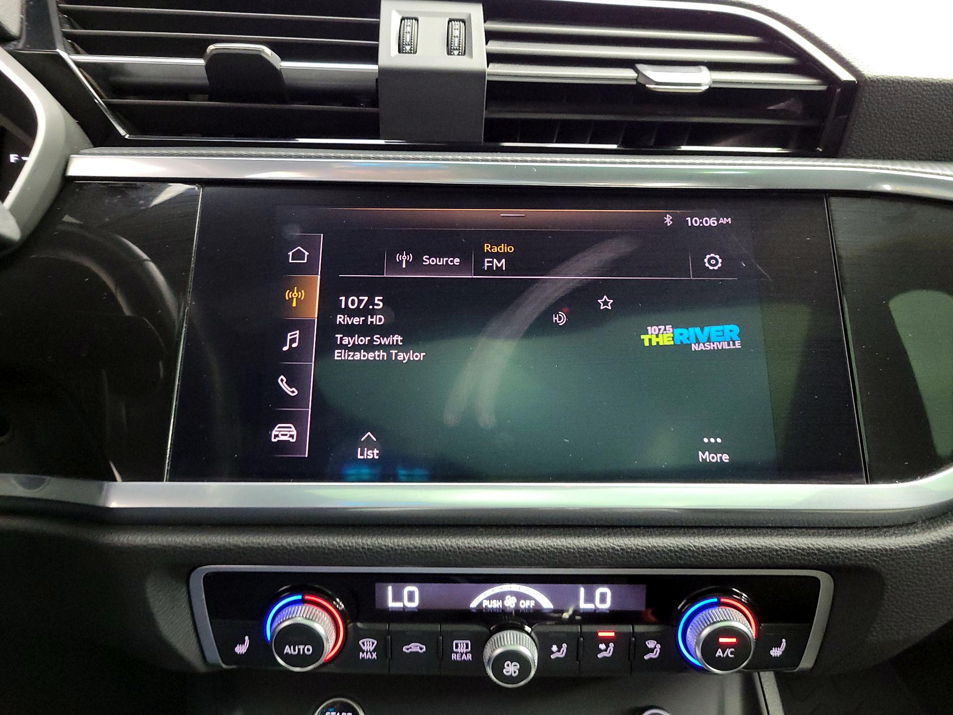 Thumbnail: 2021 Audi Q3 - 15