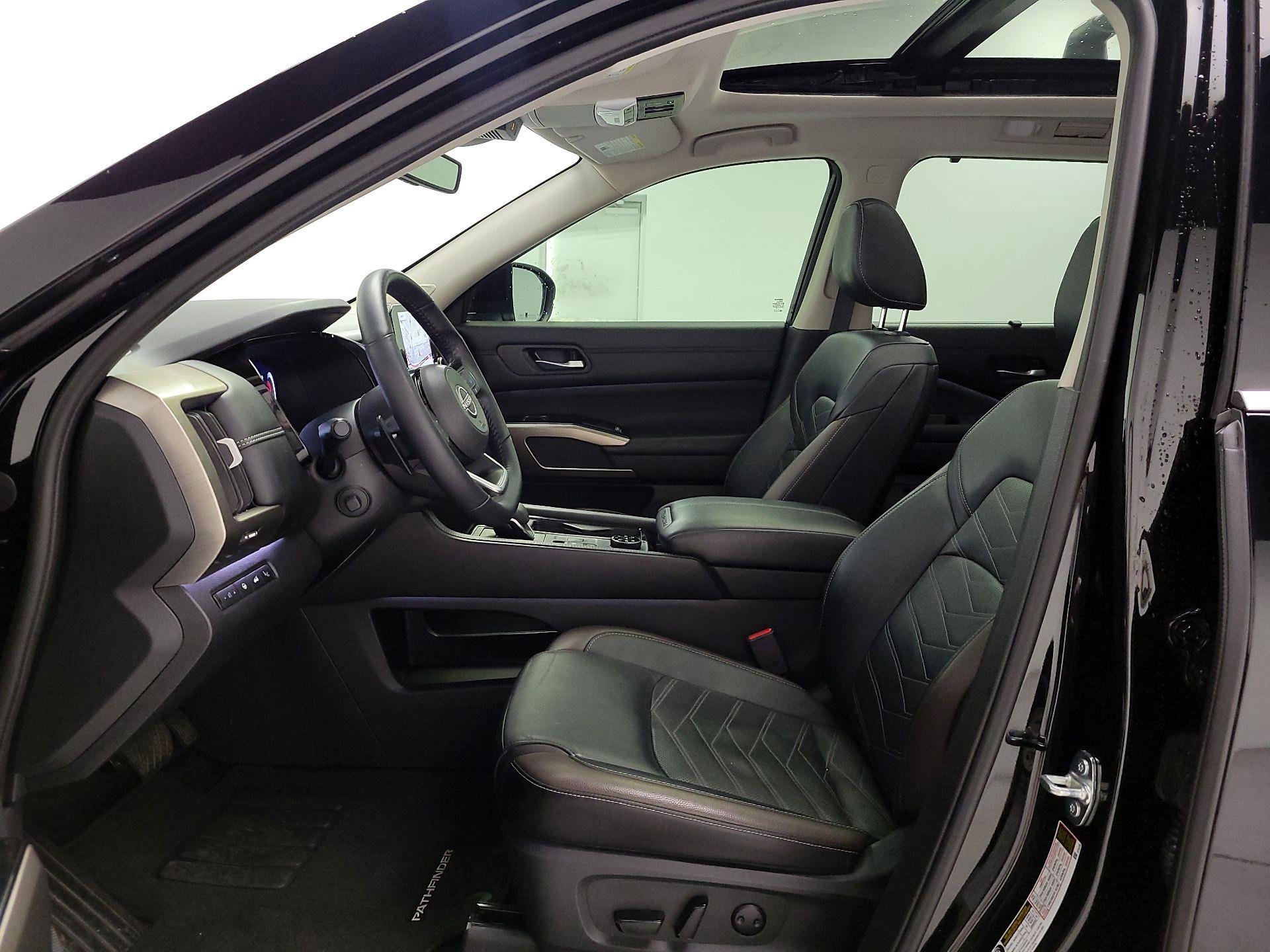 Thumbnail: 2024 Nissan Pathfinder - 11