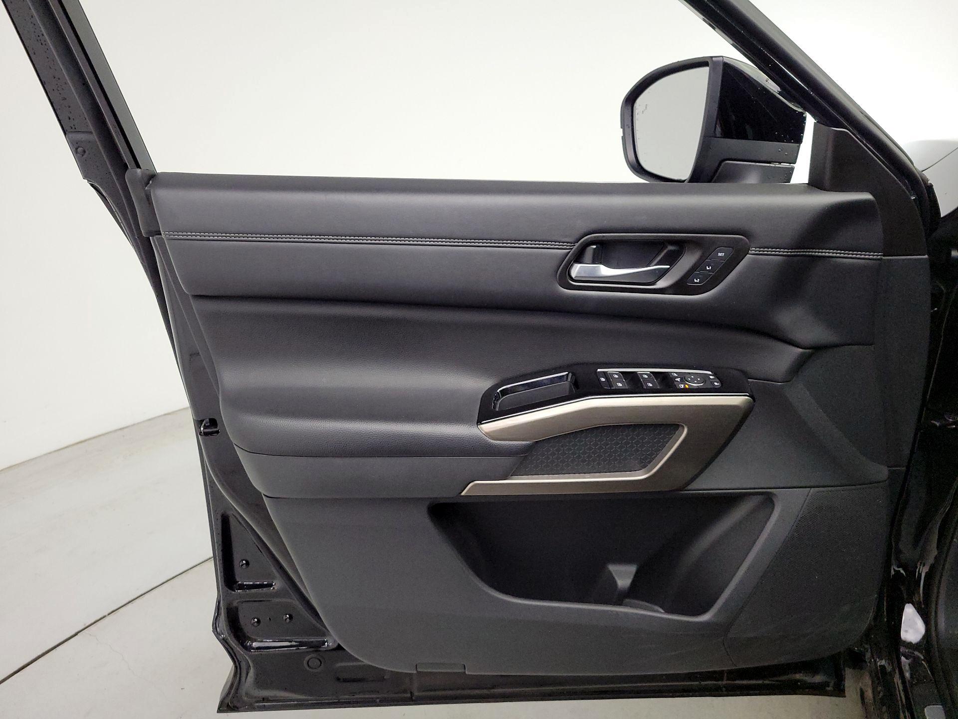 Thumbnail: 2024 Nissan Pathfinder - 12