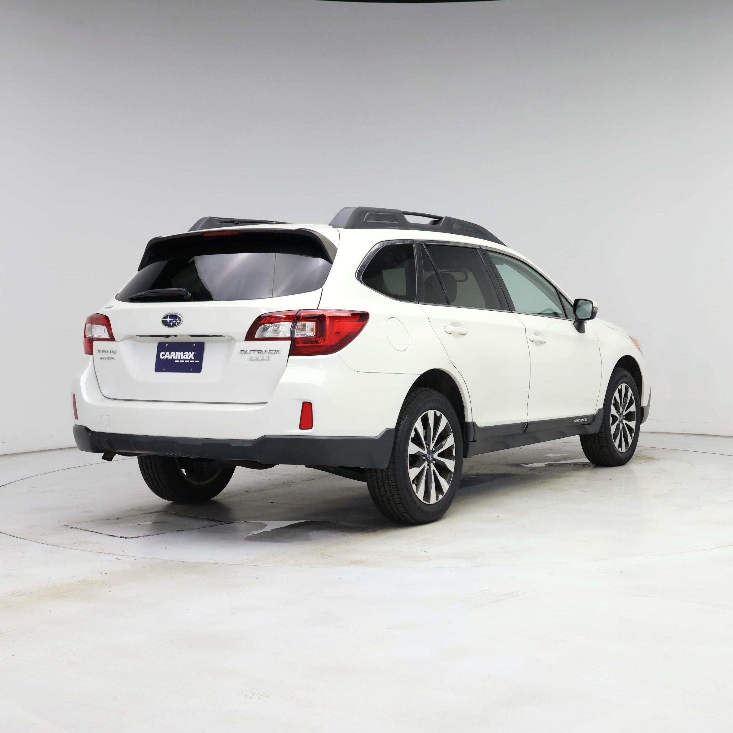 Thumbnail: 2015 Subaru Outback - 8