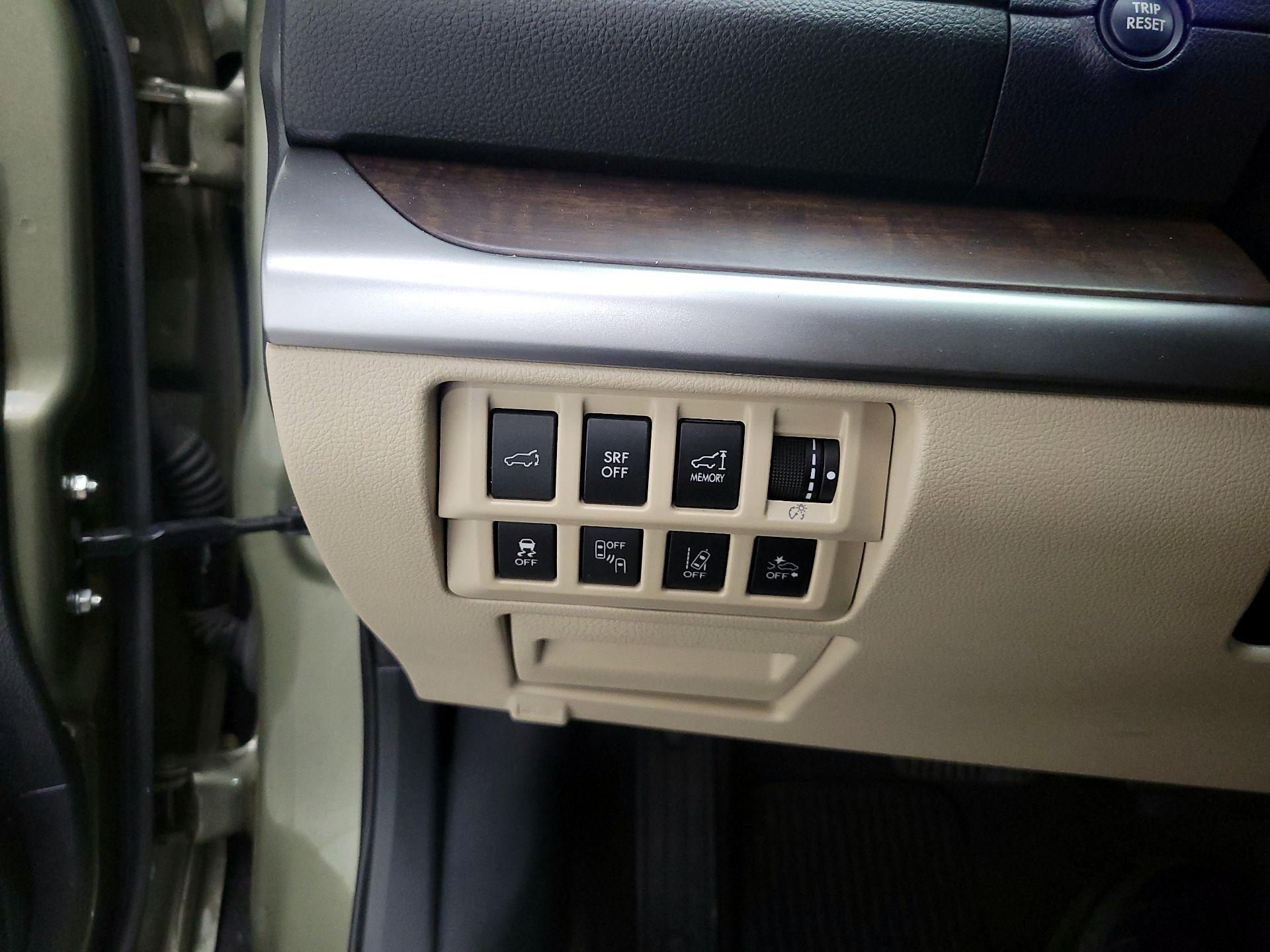 Thumbnail: 2016 Subaru Outback - 13