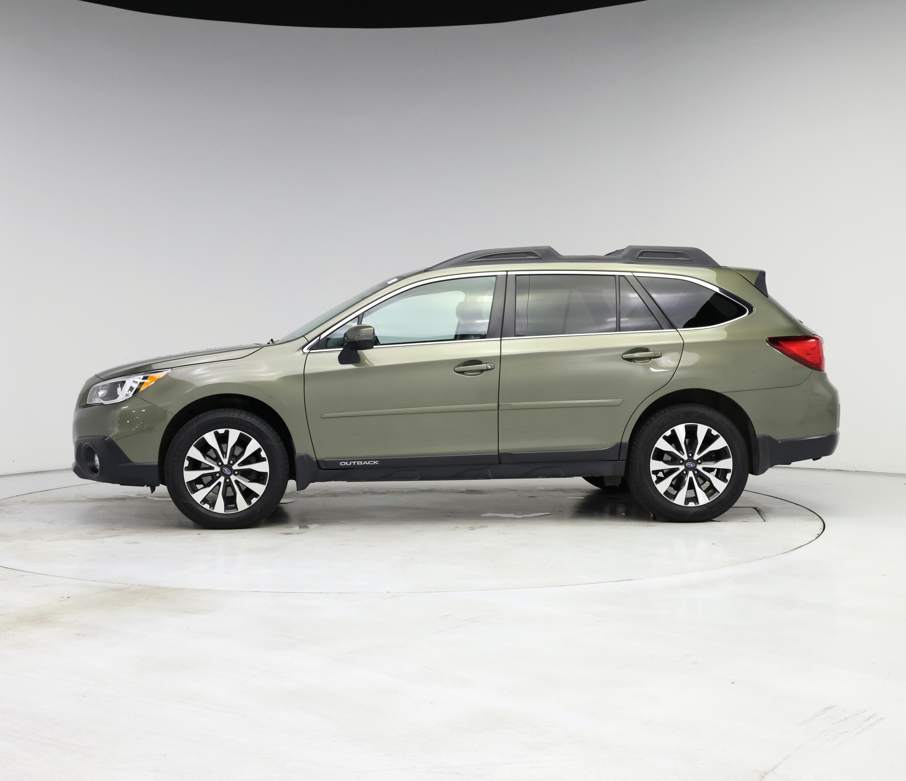 Thumbnail: 2016 Subaru Outback - 3