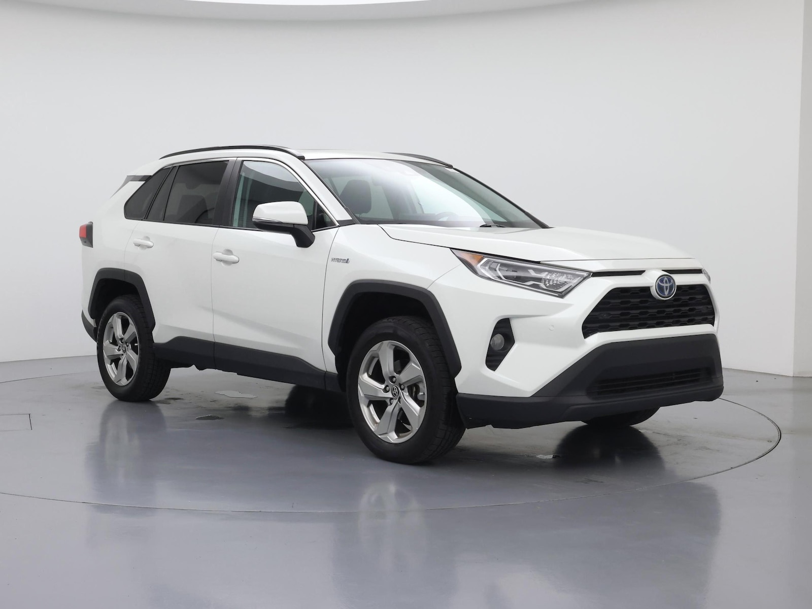 2021 Toyota RAV4 XLE Premium - Photo 2