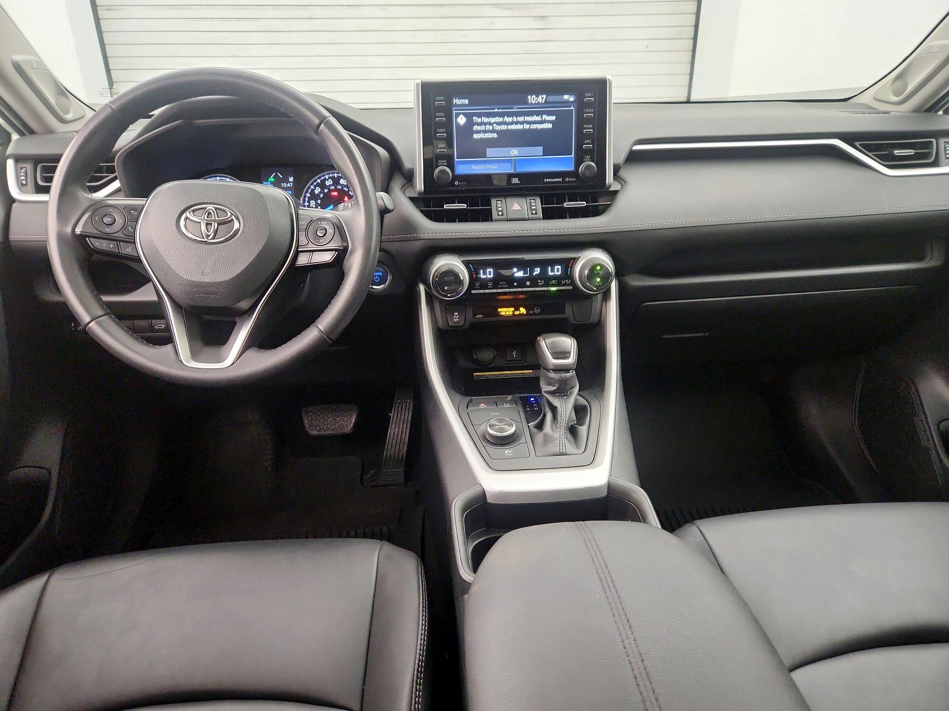 Thumbnail: 2021 Toyota RAV4 - 9