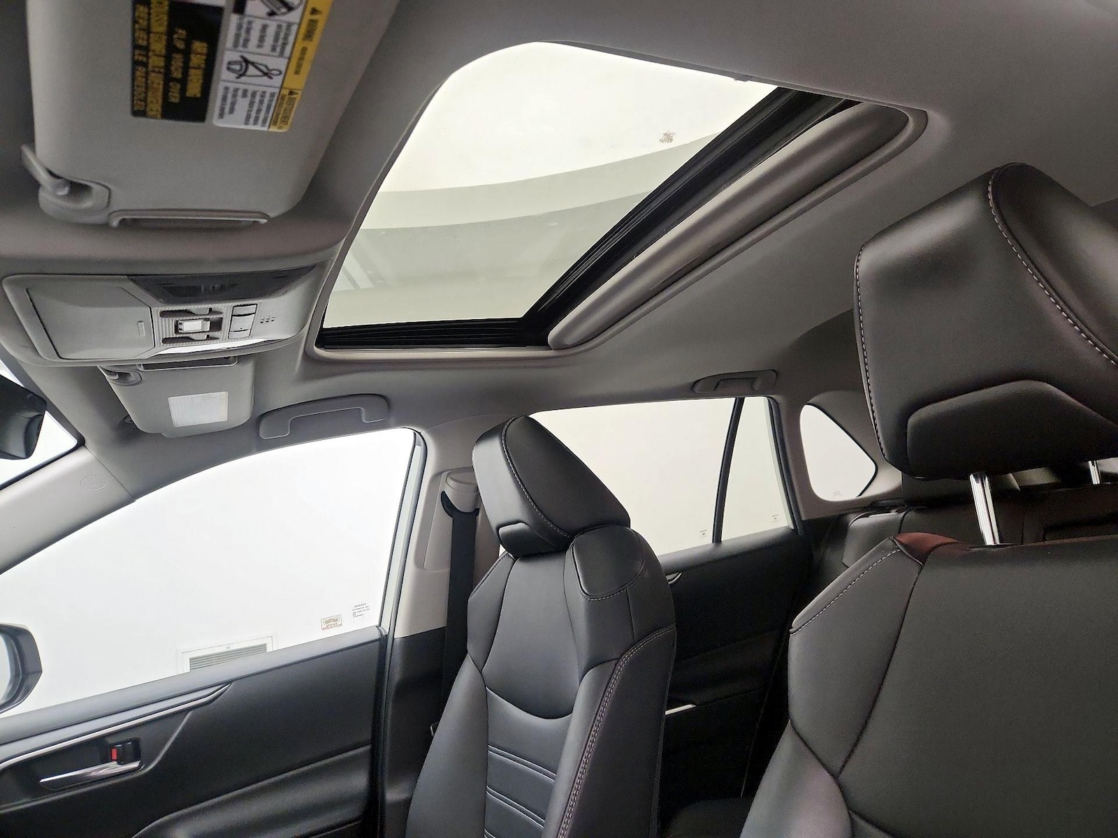 2021 Toyota RAV4 XLE Premium - Photo 20