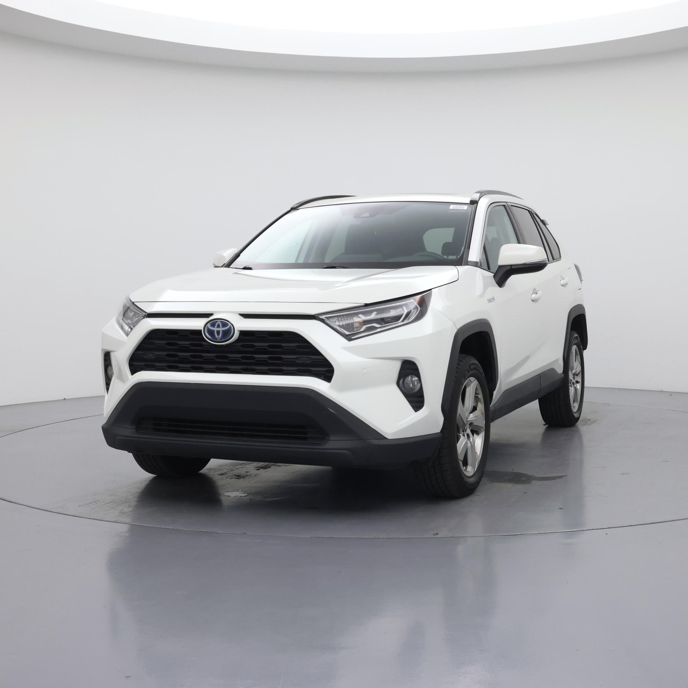 Thumbnail: 2021 Toyota RAV4 - 4