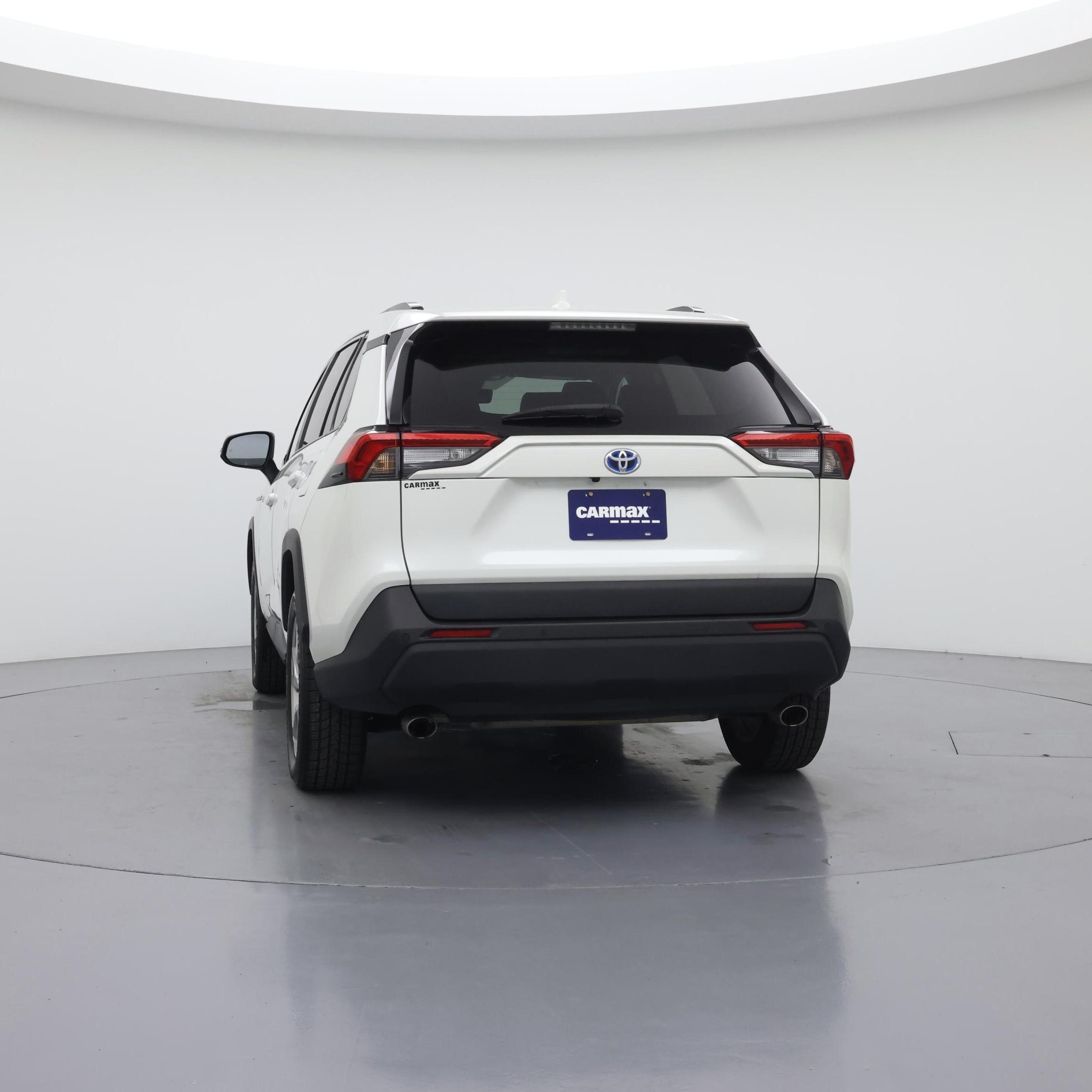 Thumbnail: 2021 Toyota RAV4 - 6