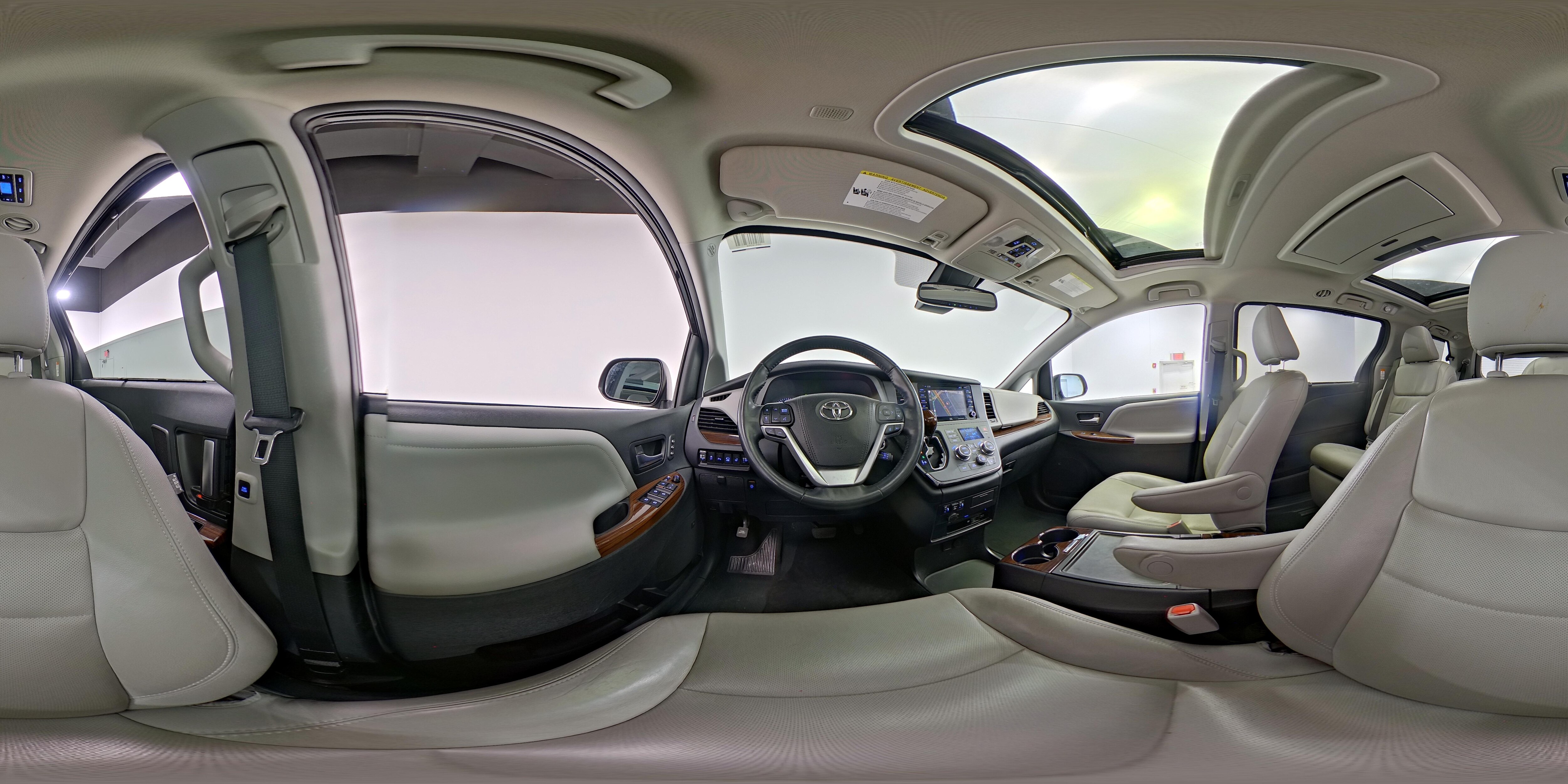 2019 Toyota Sienna Limited Premium - Photo 31
