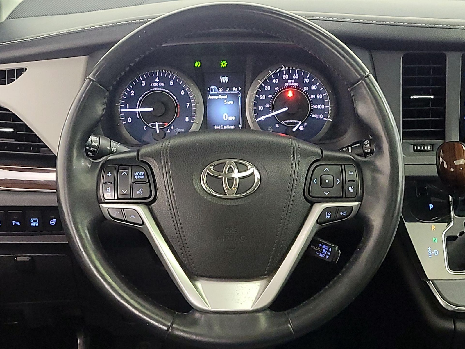 2019 Toyota Sienna Limited Premium - Photo 11