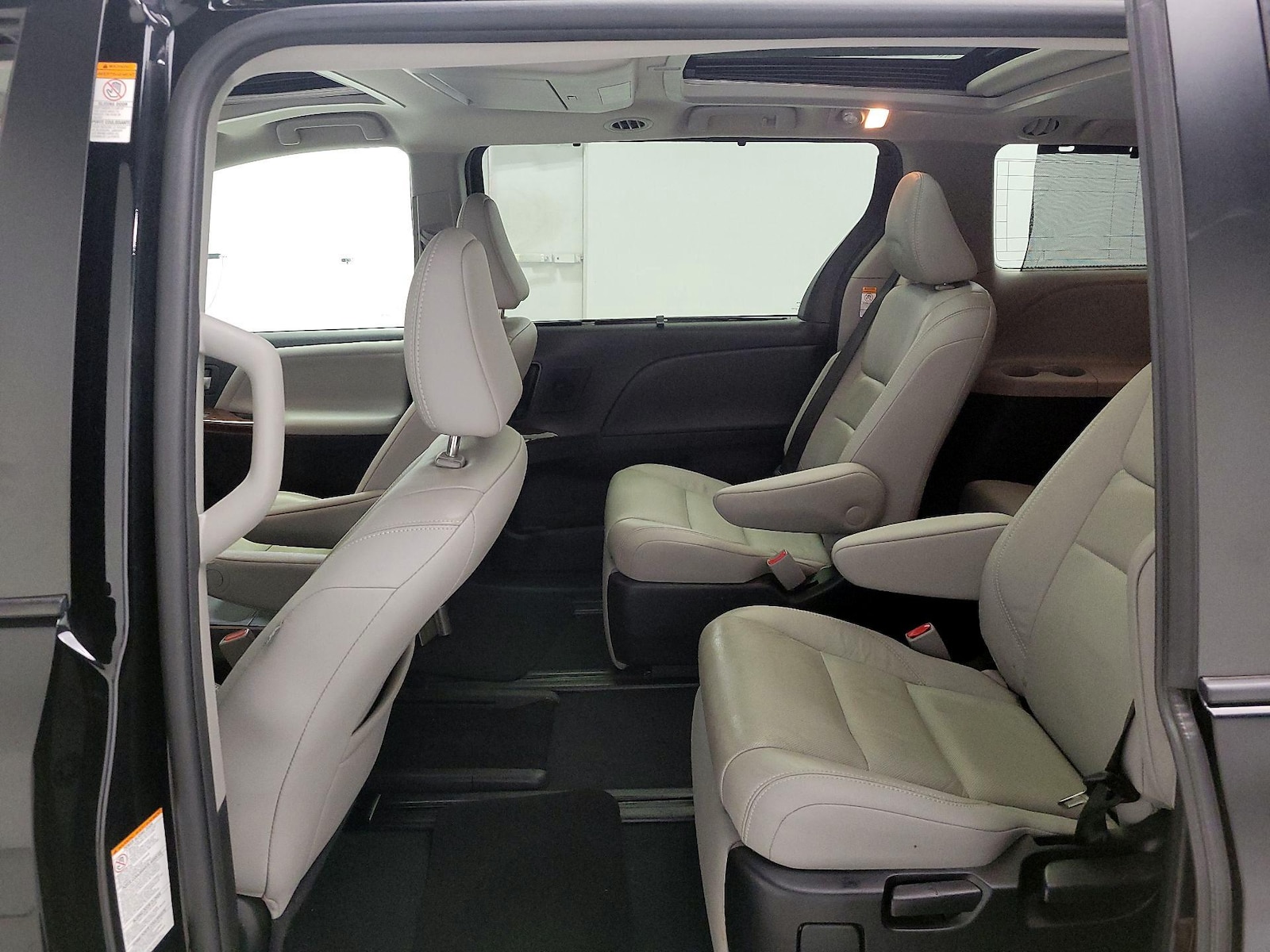 2019 Toyota Sienna Limited Premium - Photo 22