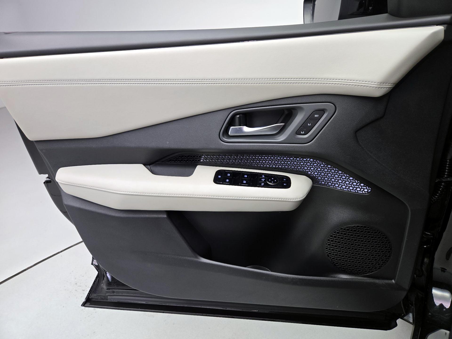 Thumbnail: 2024 Nissan Ariya - 12