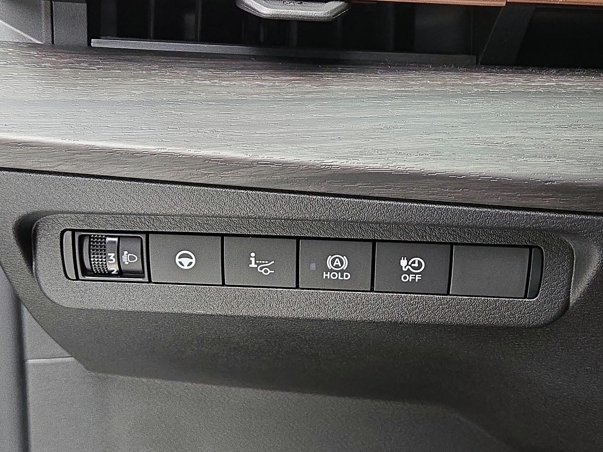 Thumbnail: 2024 Nissan Ariya - 13