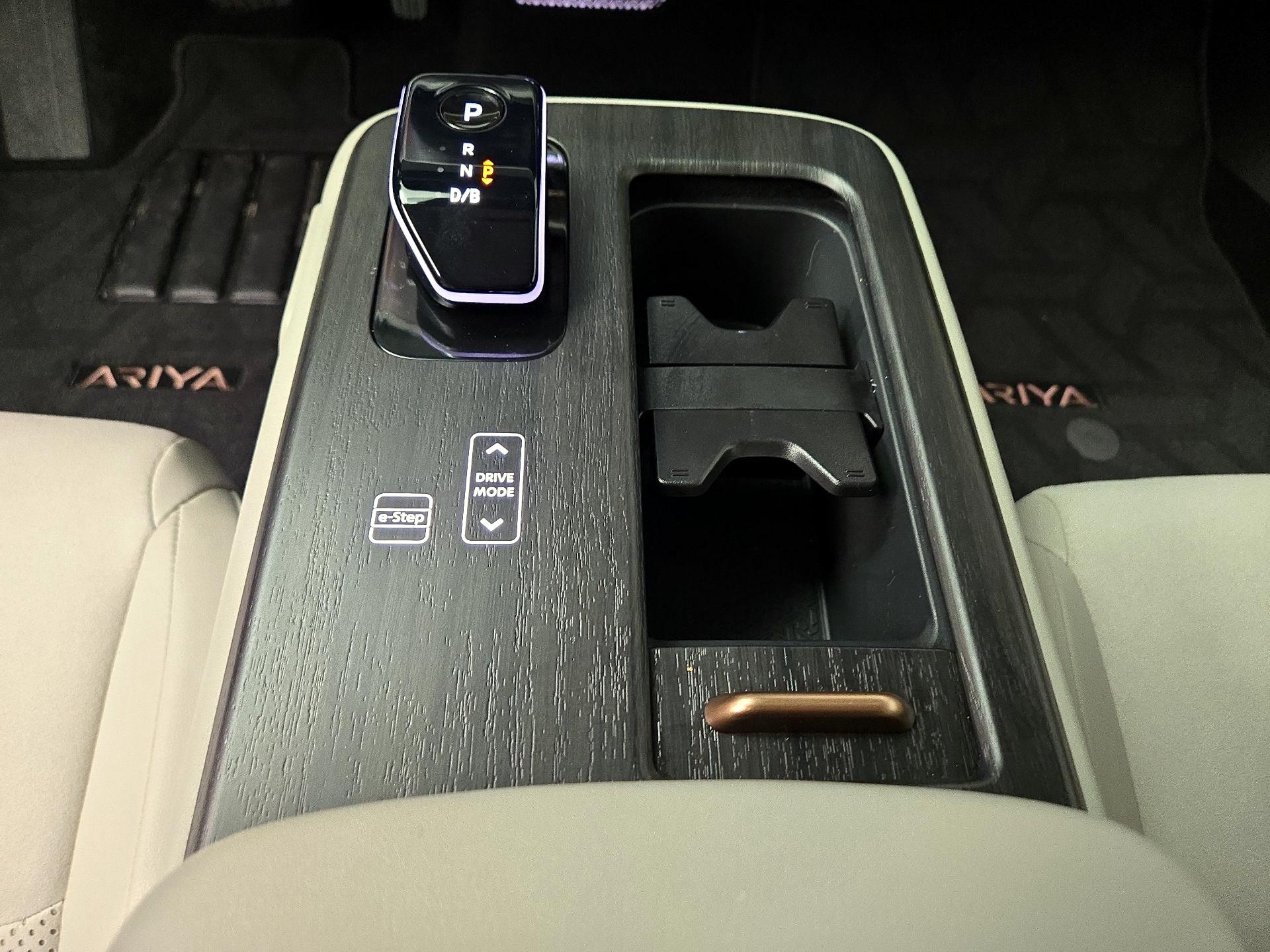 Thumbnail: 2024 Nissan Ariya - 18