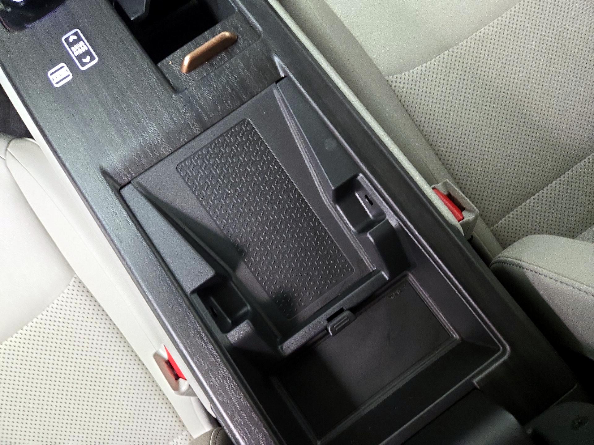 Thumbnail: 2024 Nissan Ariya - 19