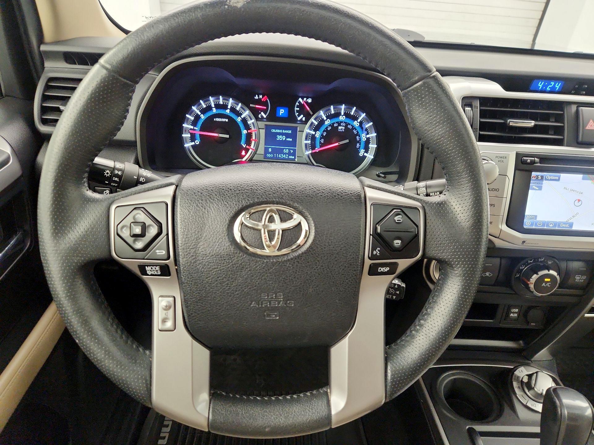 Thumbnail: 2016 Toyota 4Runner - 10