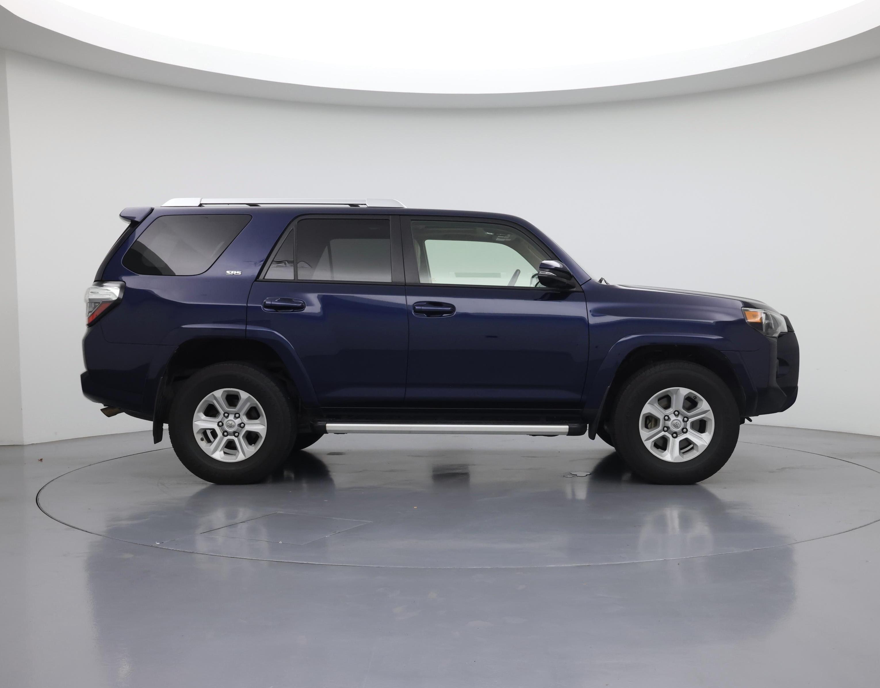 Thumbnail: 2016 Toyota 4Runner - 7