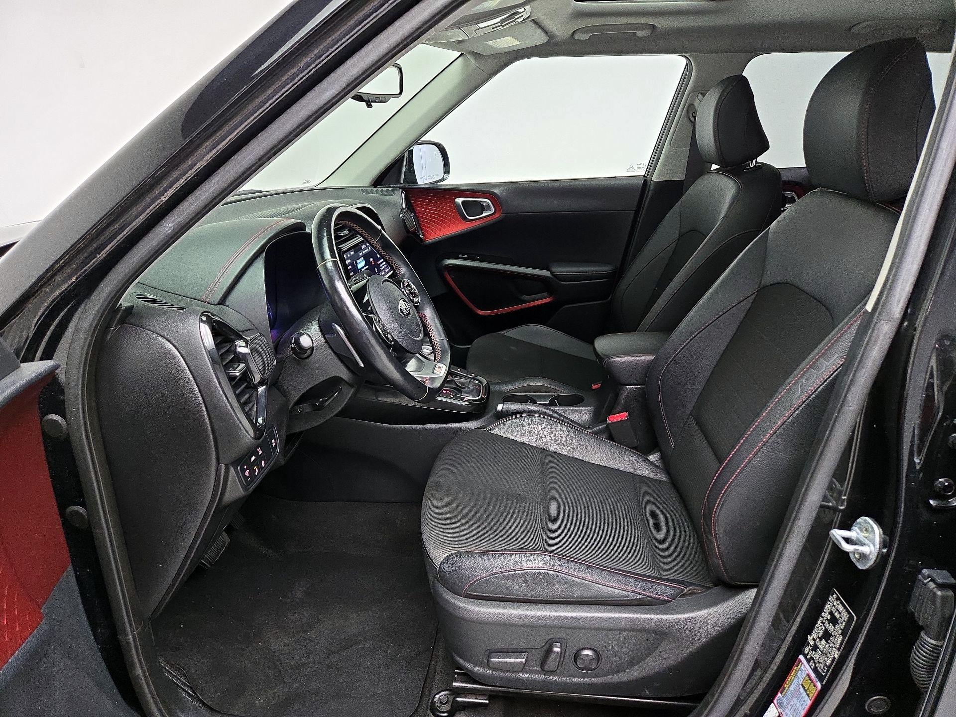 Thumbnail: 2020 Kia Soul - 11