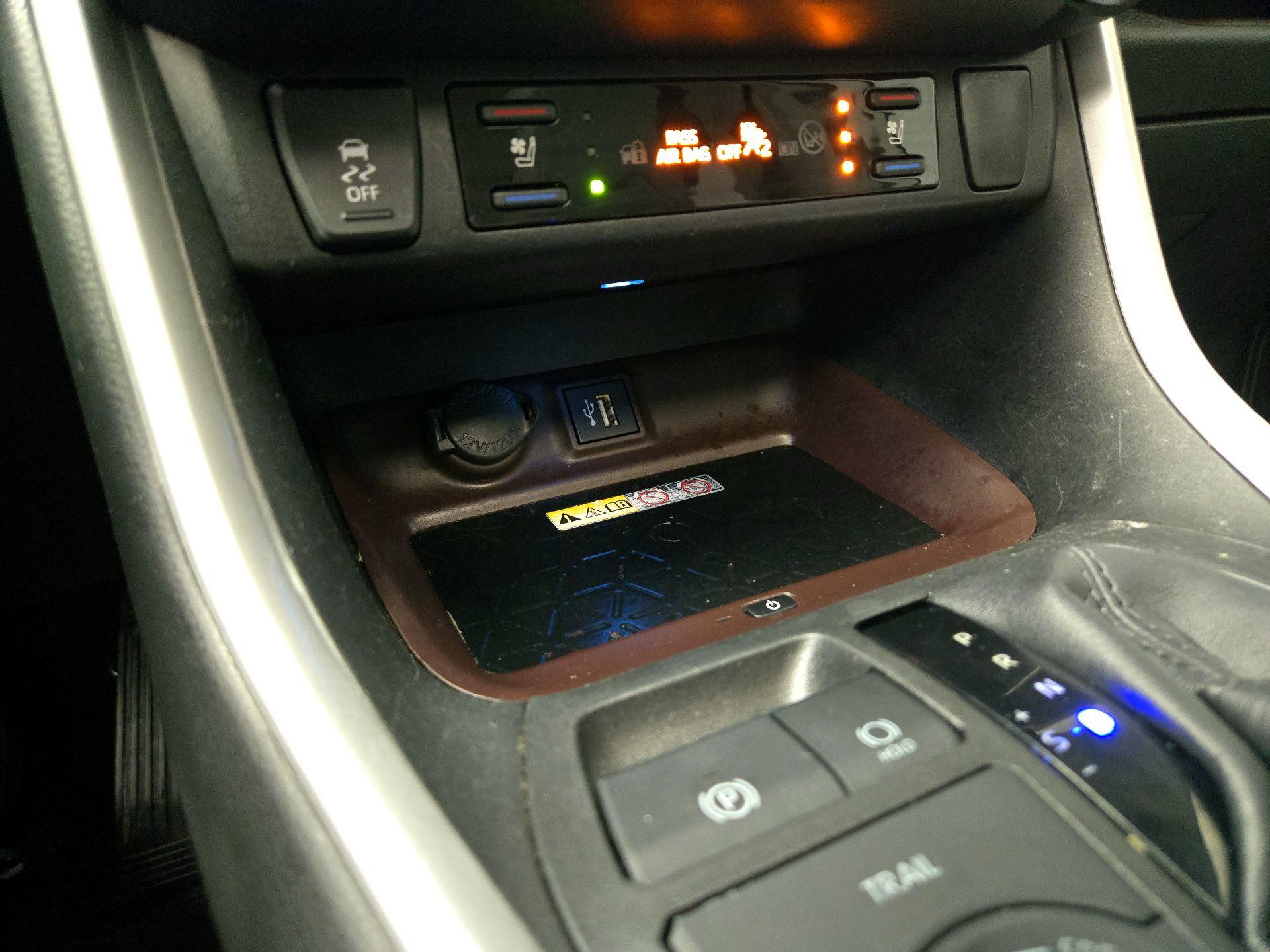 Thumbnail: 2023 Toyota RAV4 - 18