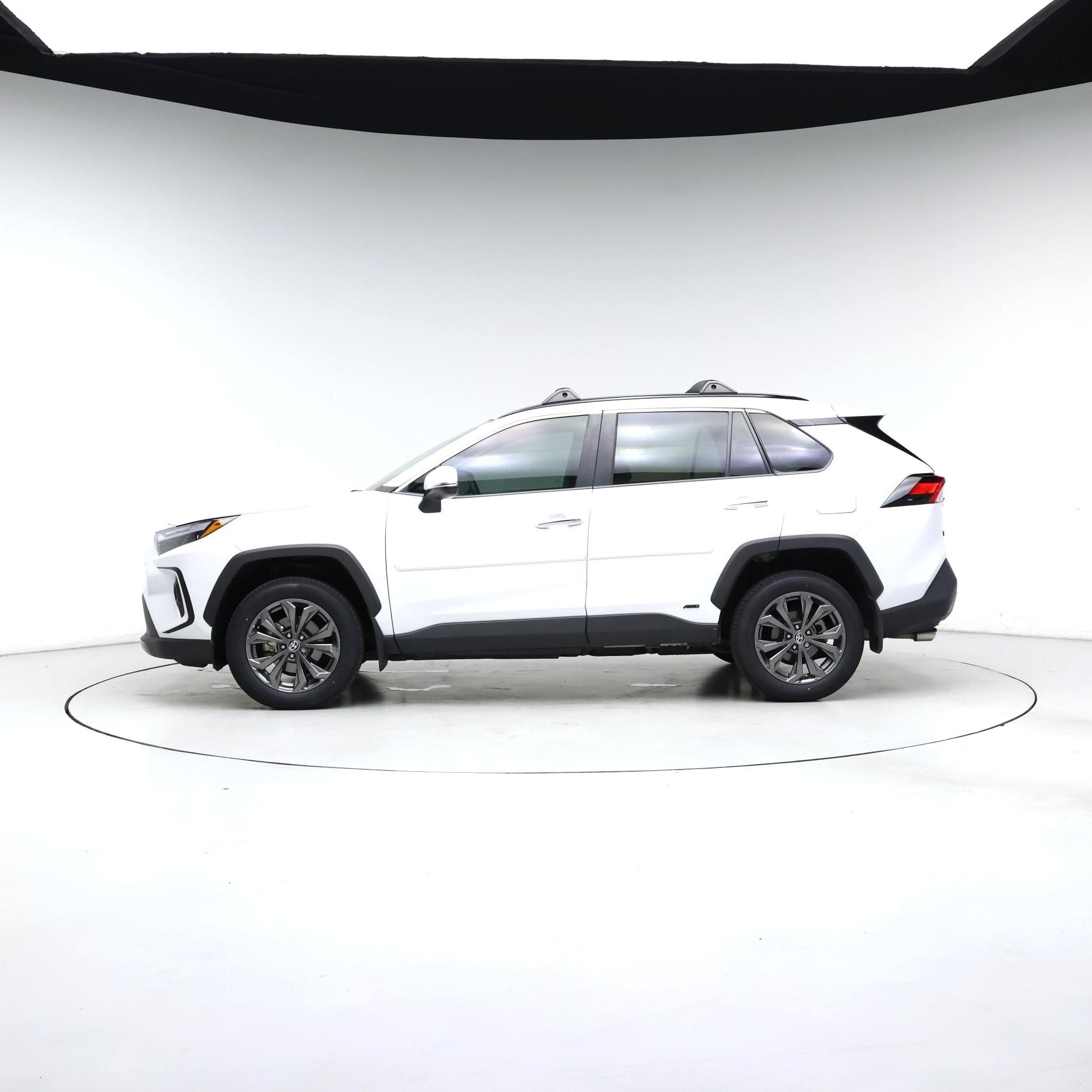 Thumbnail: 2023 Toyota RAV4 - 3