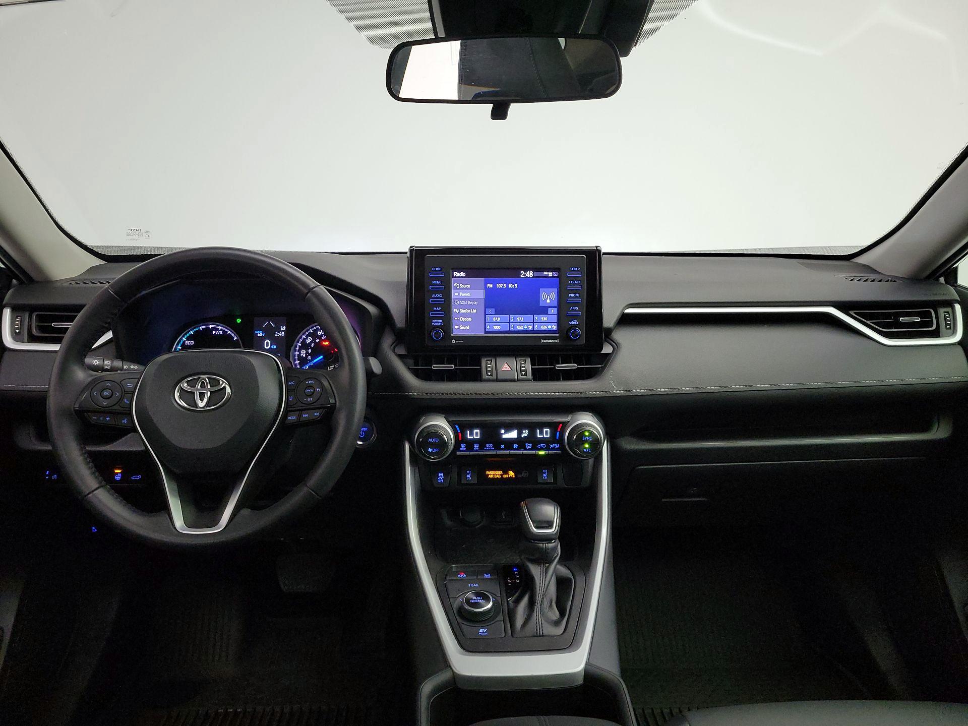 Thumbnail: 2022 Toyota RAV4 - 9