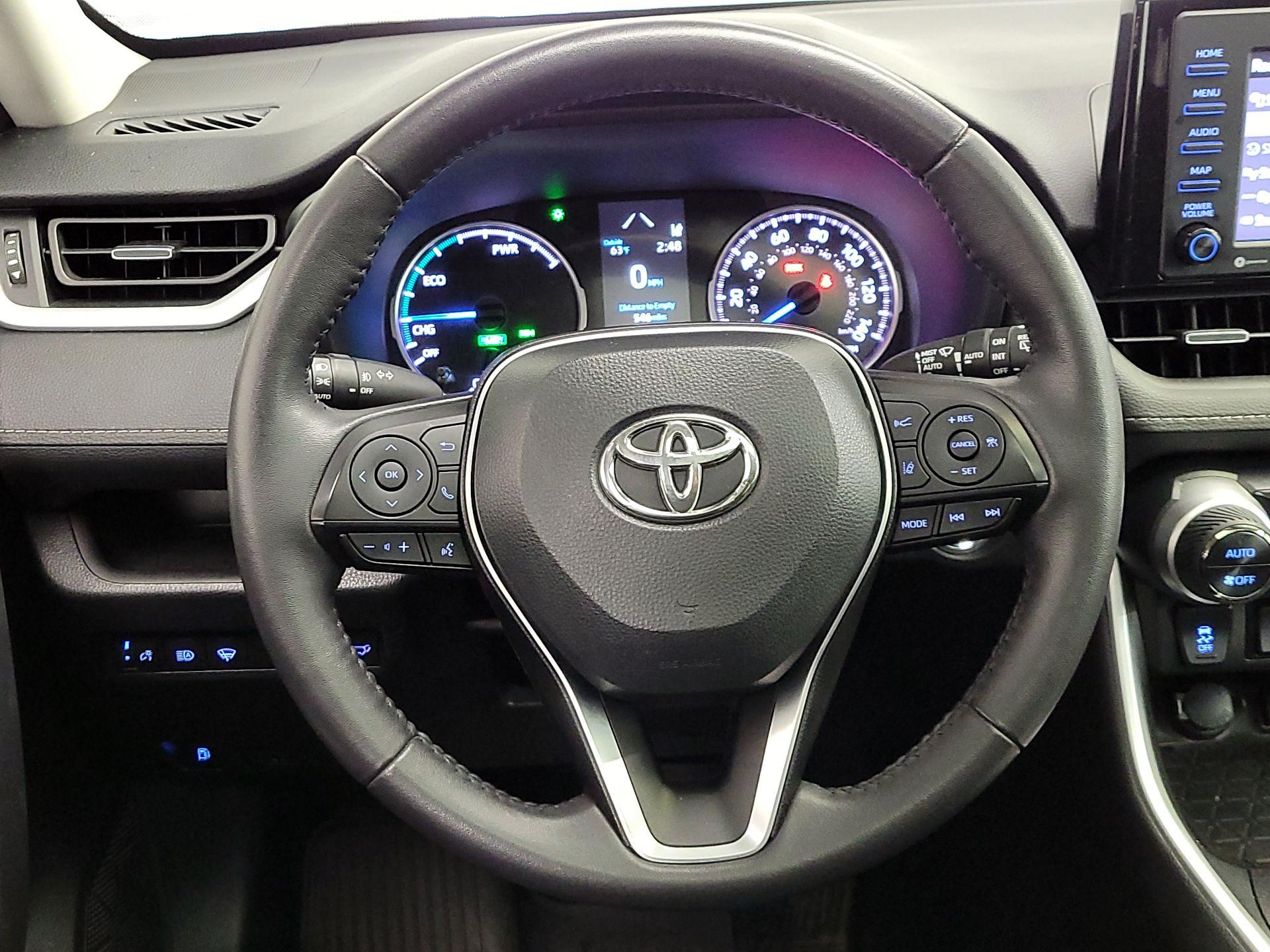 Thumbnail: 2022 Toyota RAV4 - 10