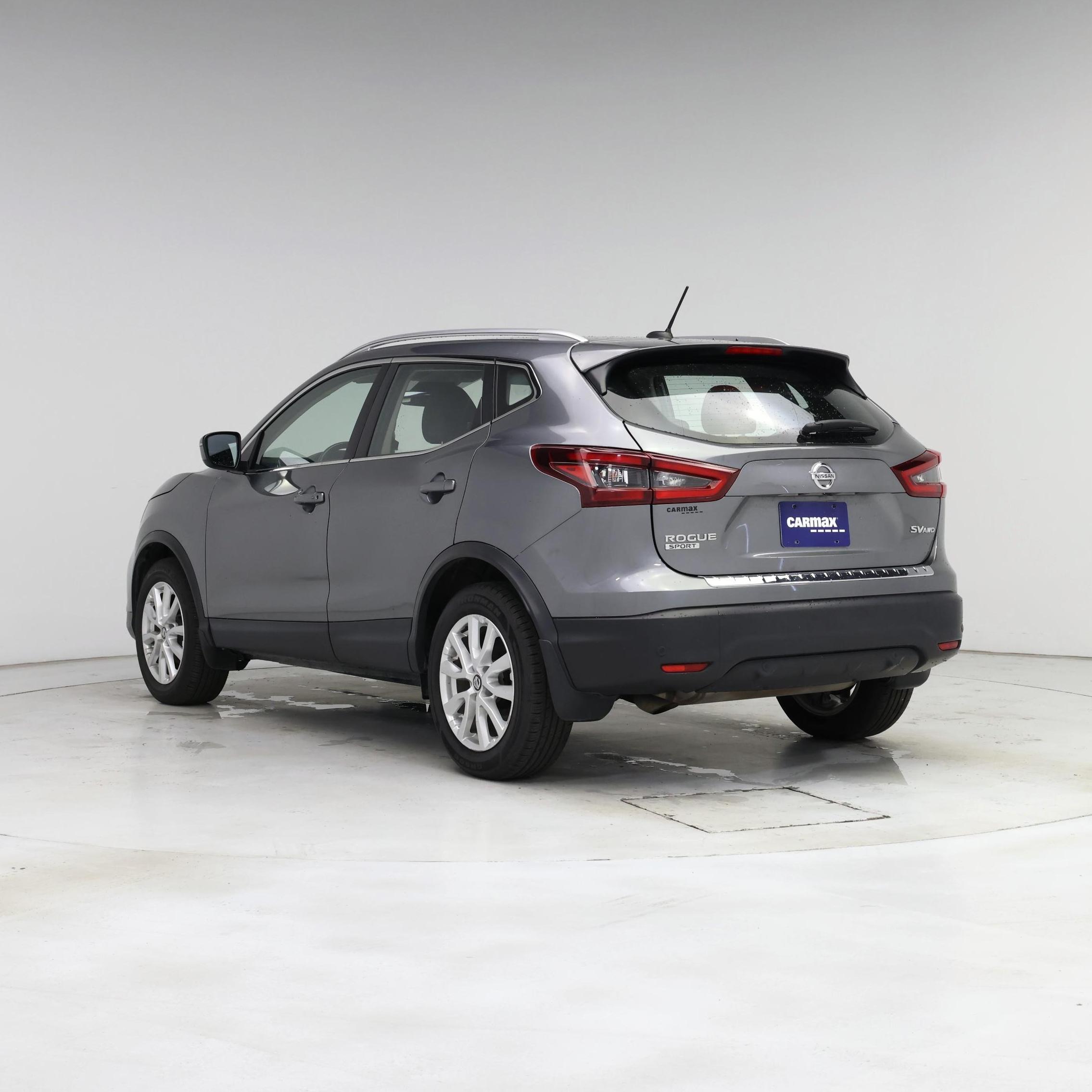 Thumbnail: 2021 Nissan Rogue Sport - 2